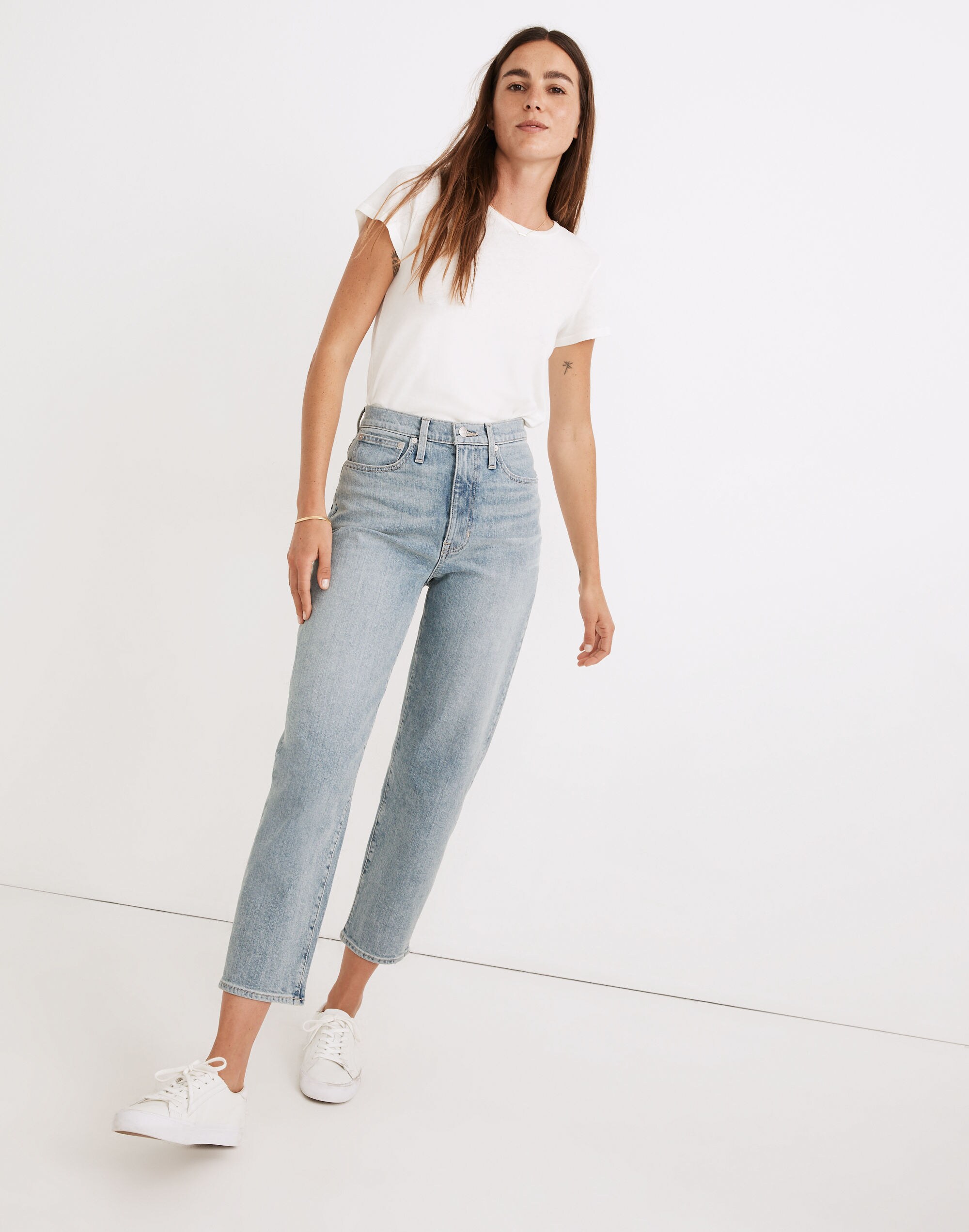 Petite Balloon Jeans in Littlefield Wash