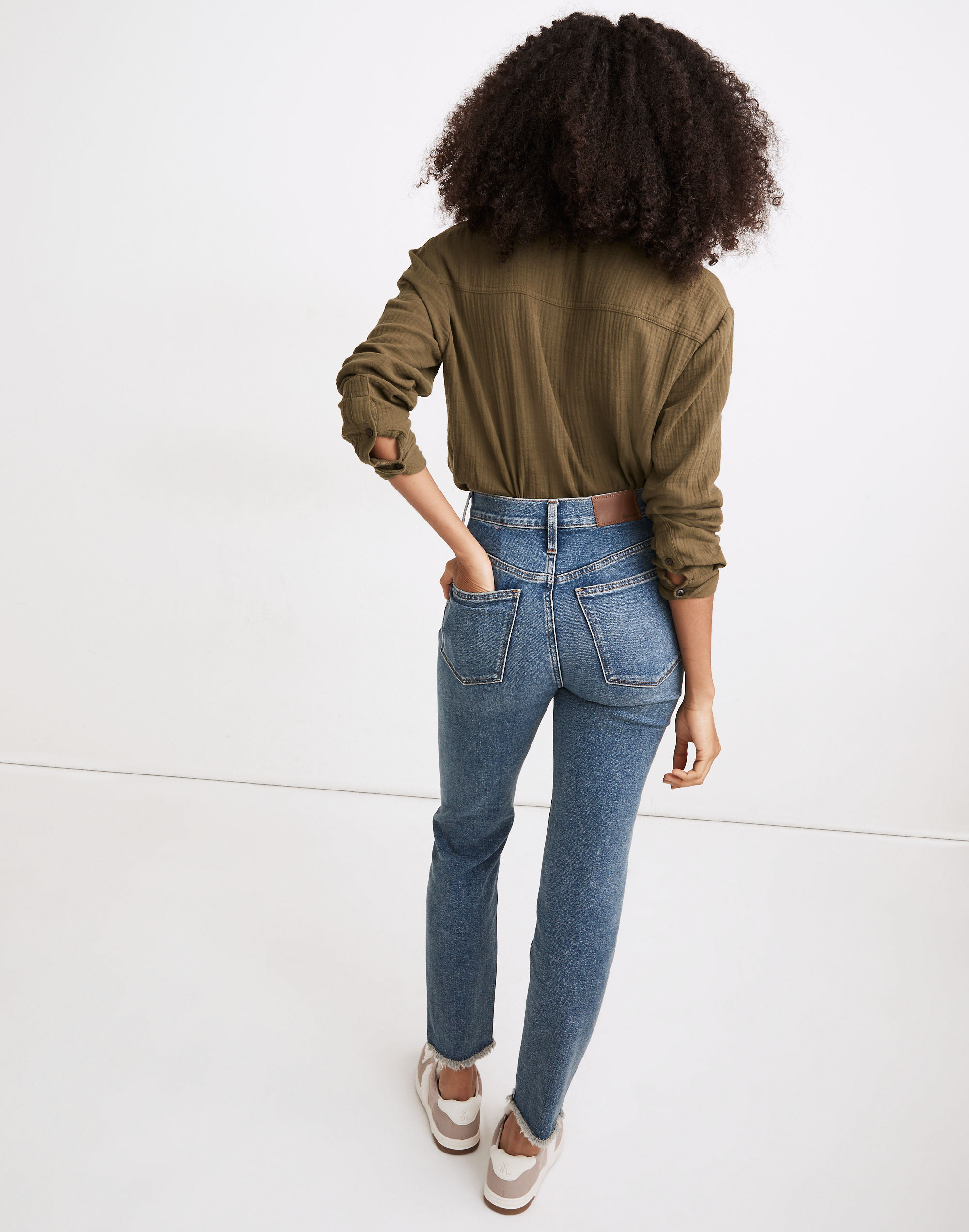 The Tall Momjean in Foster Wash