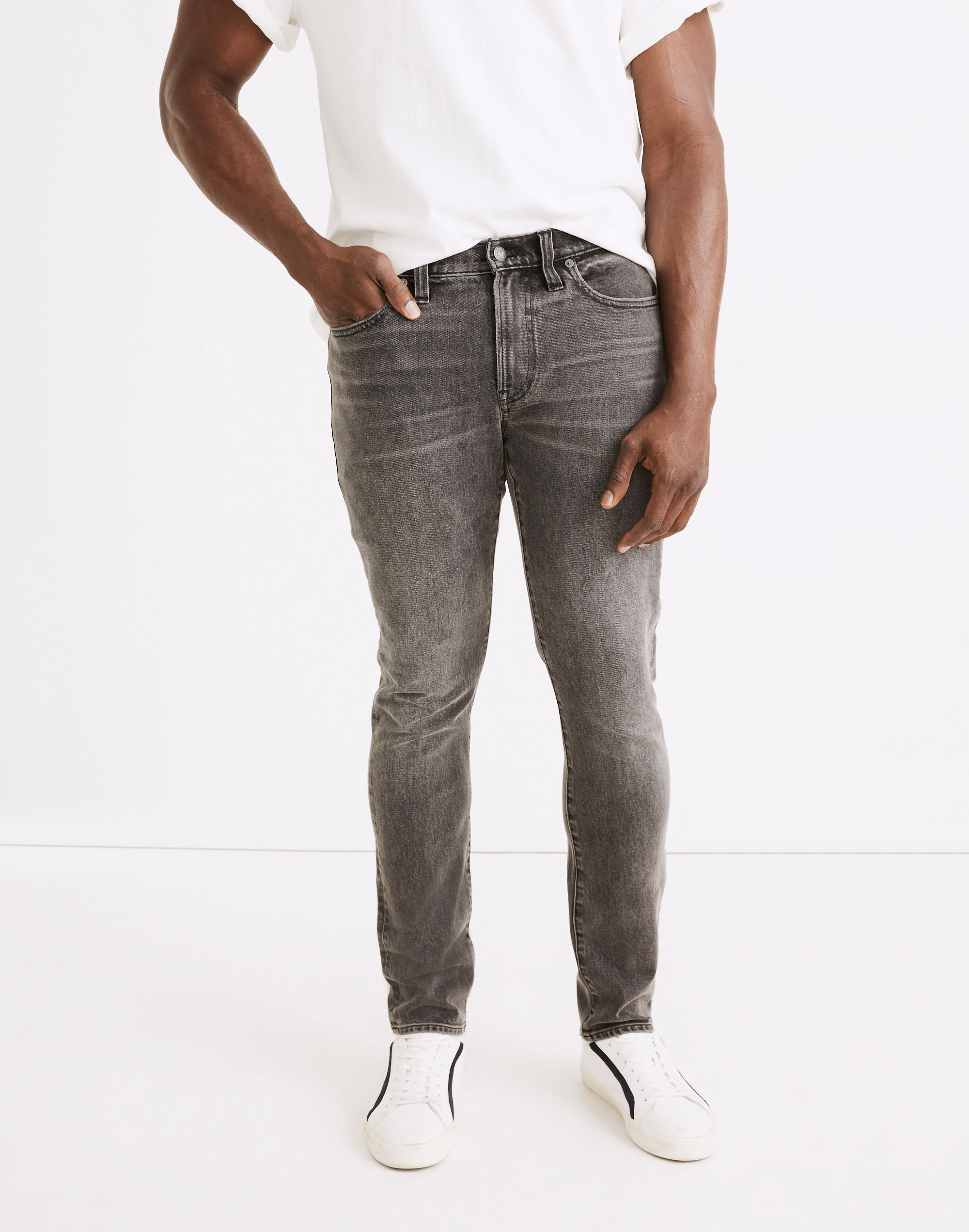 Athletic Slim Jeans in Woodford Wash