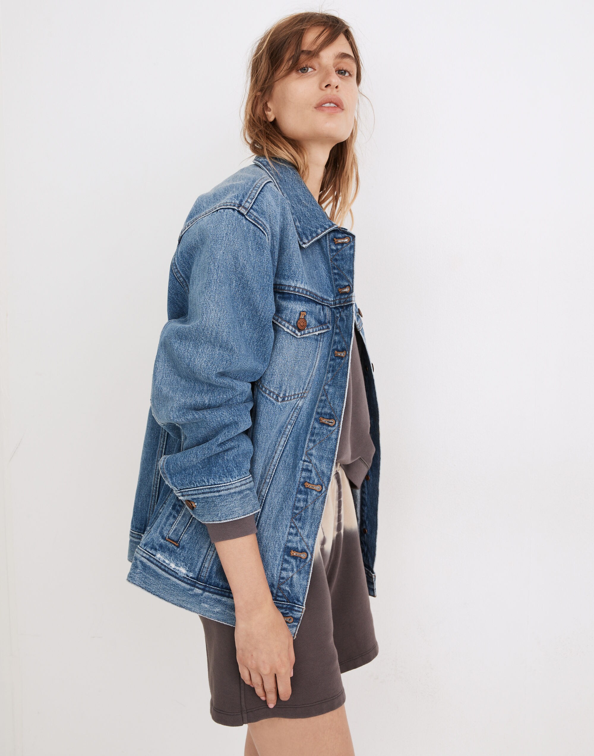 The Oversized Trucker Jean Jacket in Hunton Wash