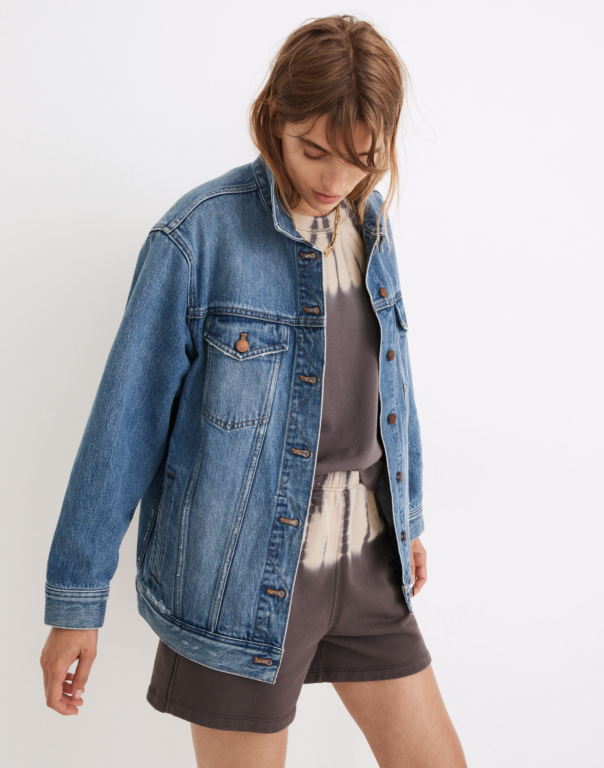 The Oversized Trucker Jean Jacket in Hunton Wash