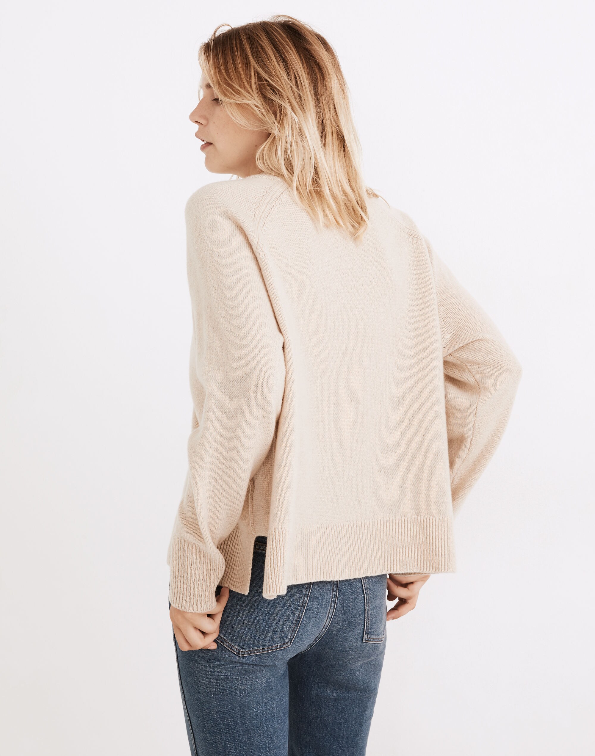 (Re)sourced Cashmere Crewneck Sweater