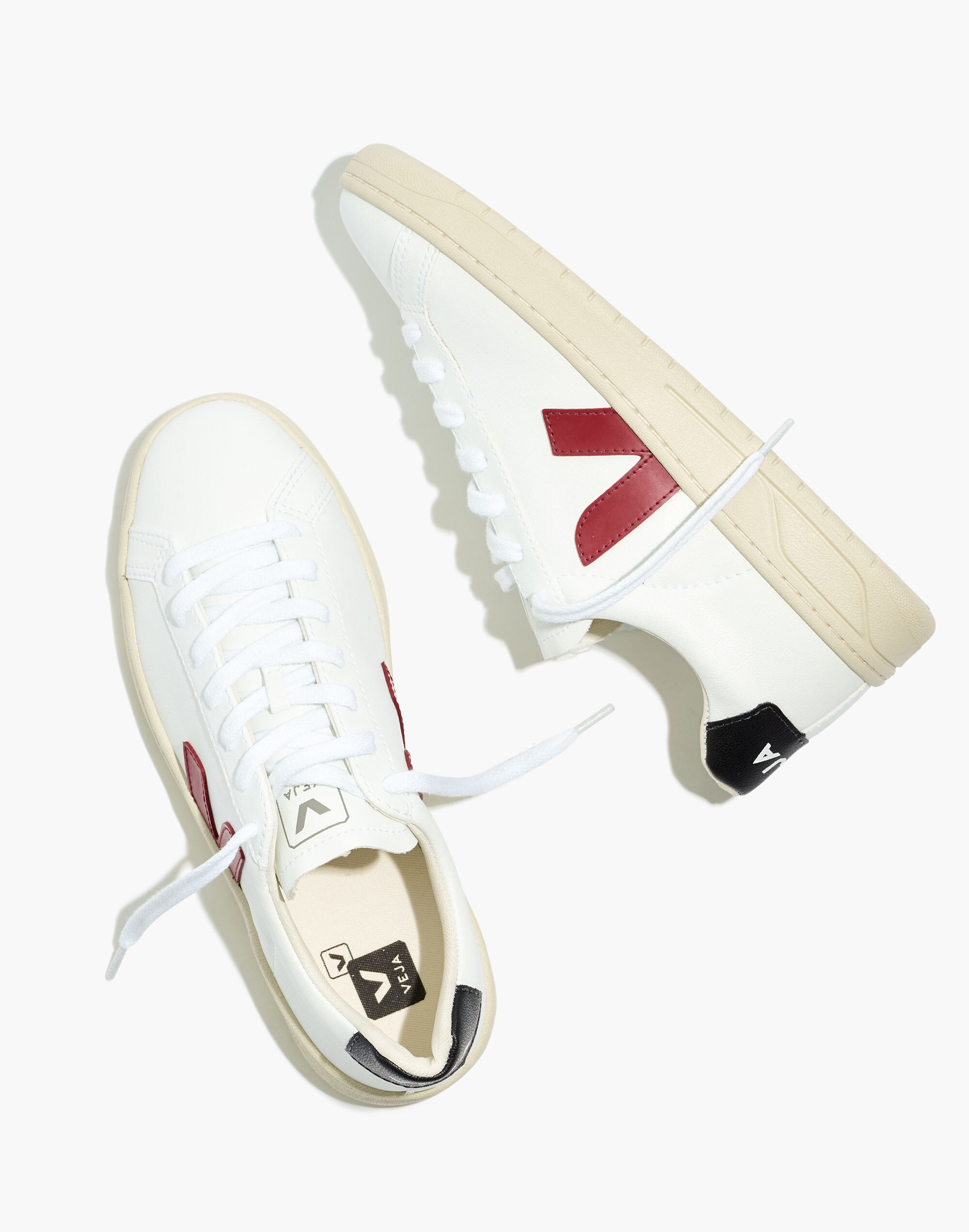 Veja&trade; Urca Sneakers