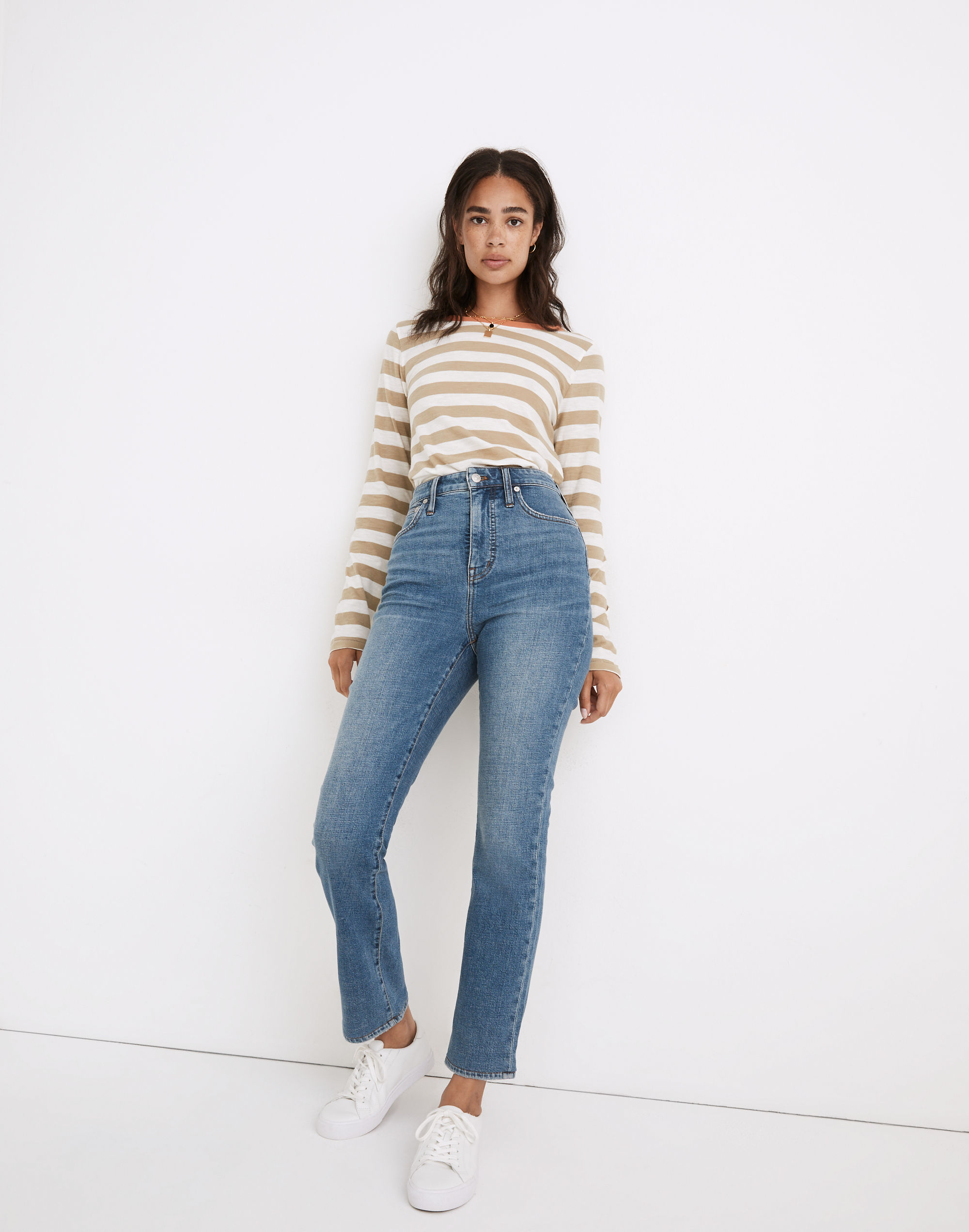 Curvy Slim Demi-Boot Jeans in Enright Wash