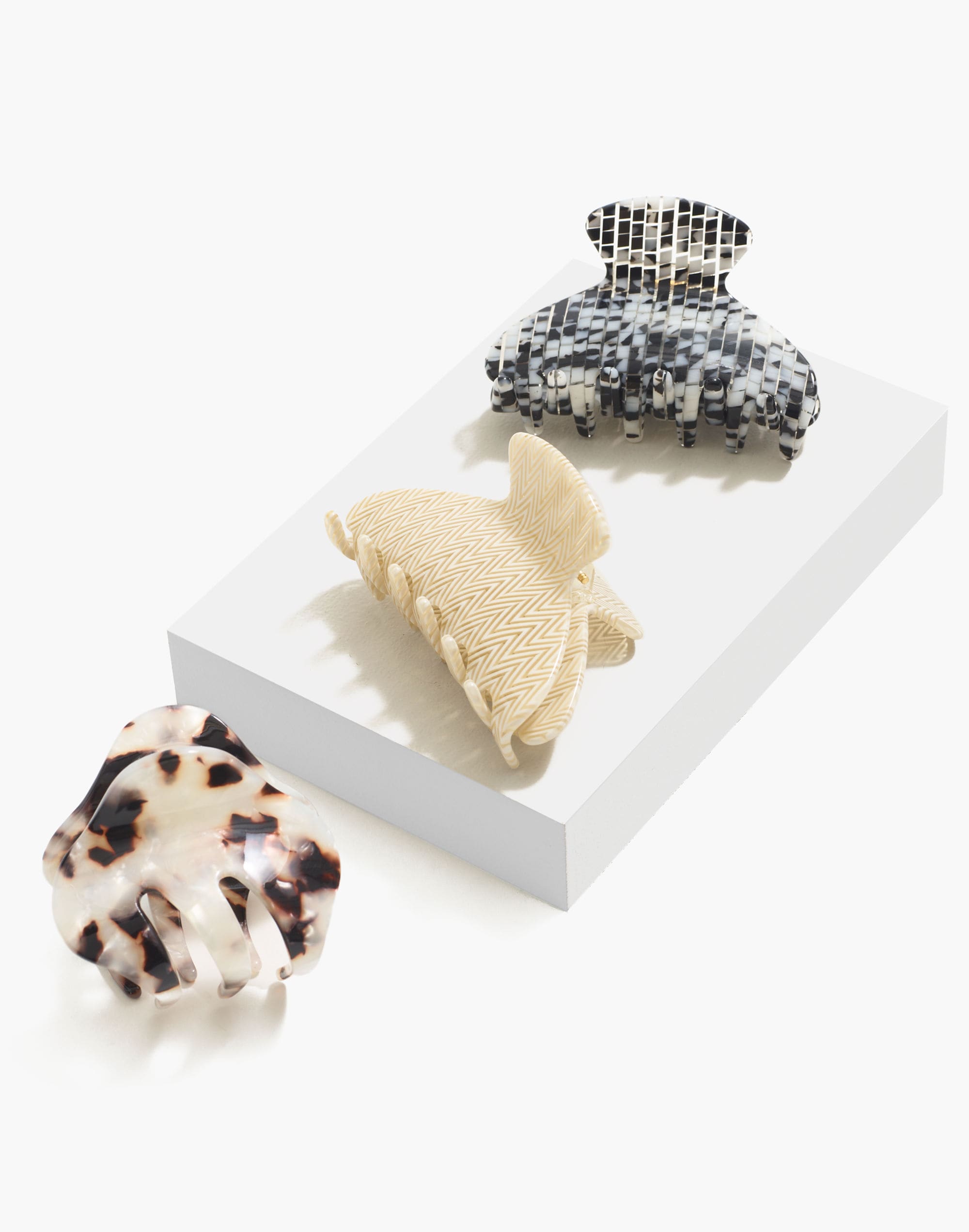 Medium Claw Hair Clip