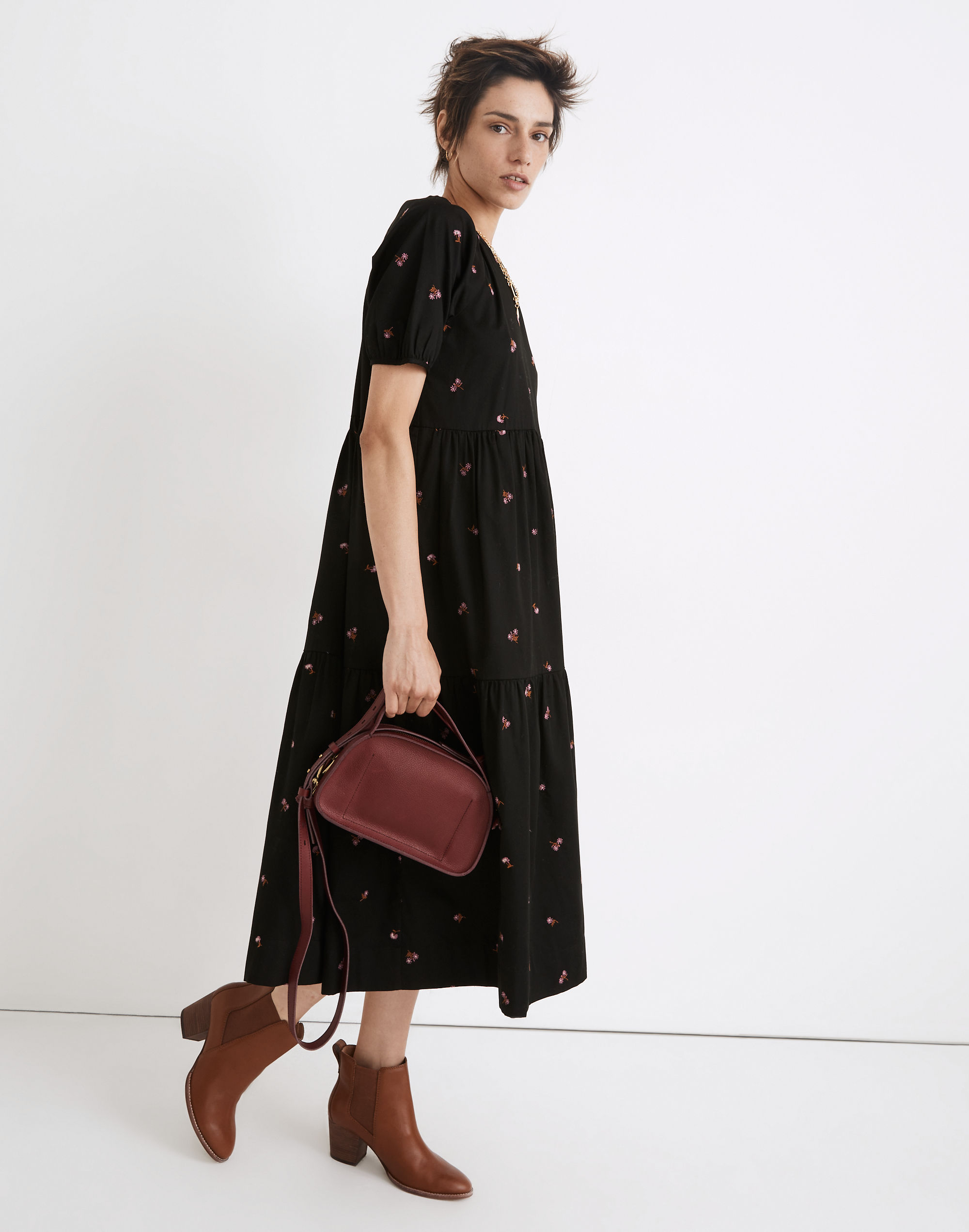 Short-Sleeve Cattail Tiered Dress in Amie Floral