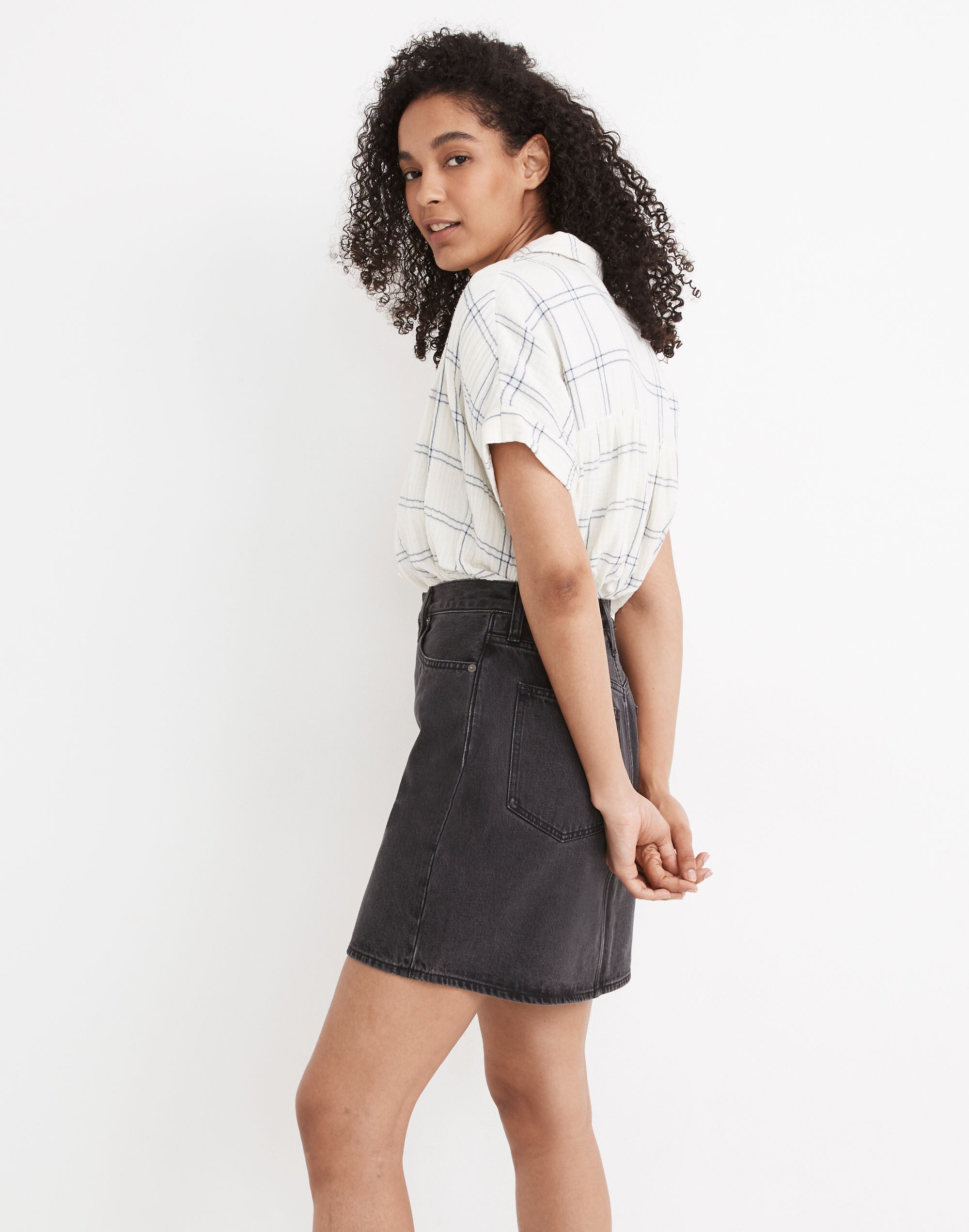 Rigid Denim High-Waist Straight Mini Skirt in Berridge Wash