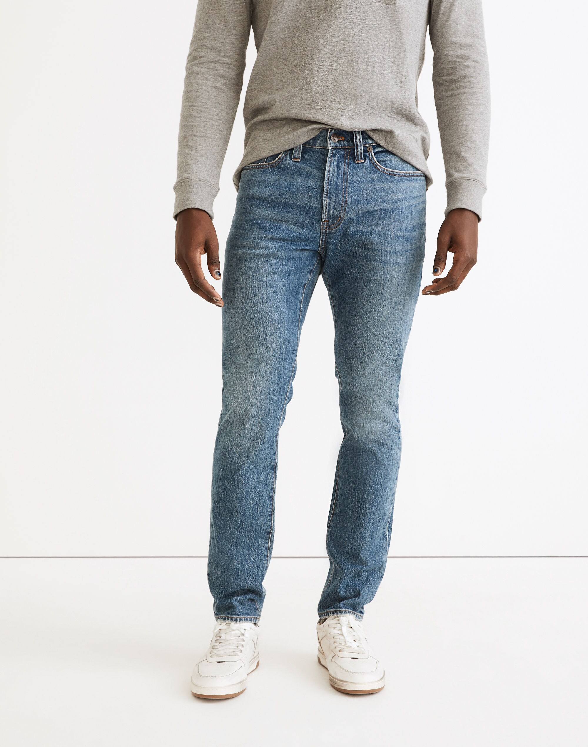 Athletic Slim Jeans in Maxdale Wash