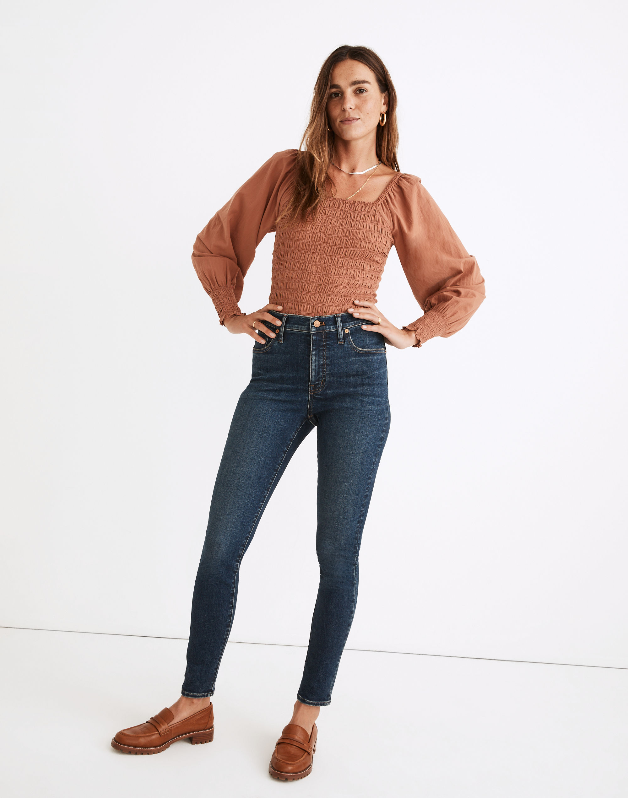 Petite 9" Mid-Rise Skinny Jeans in Skillman Wash