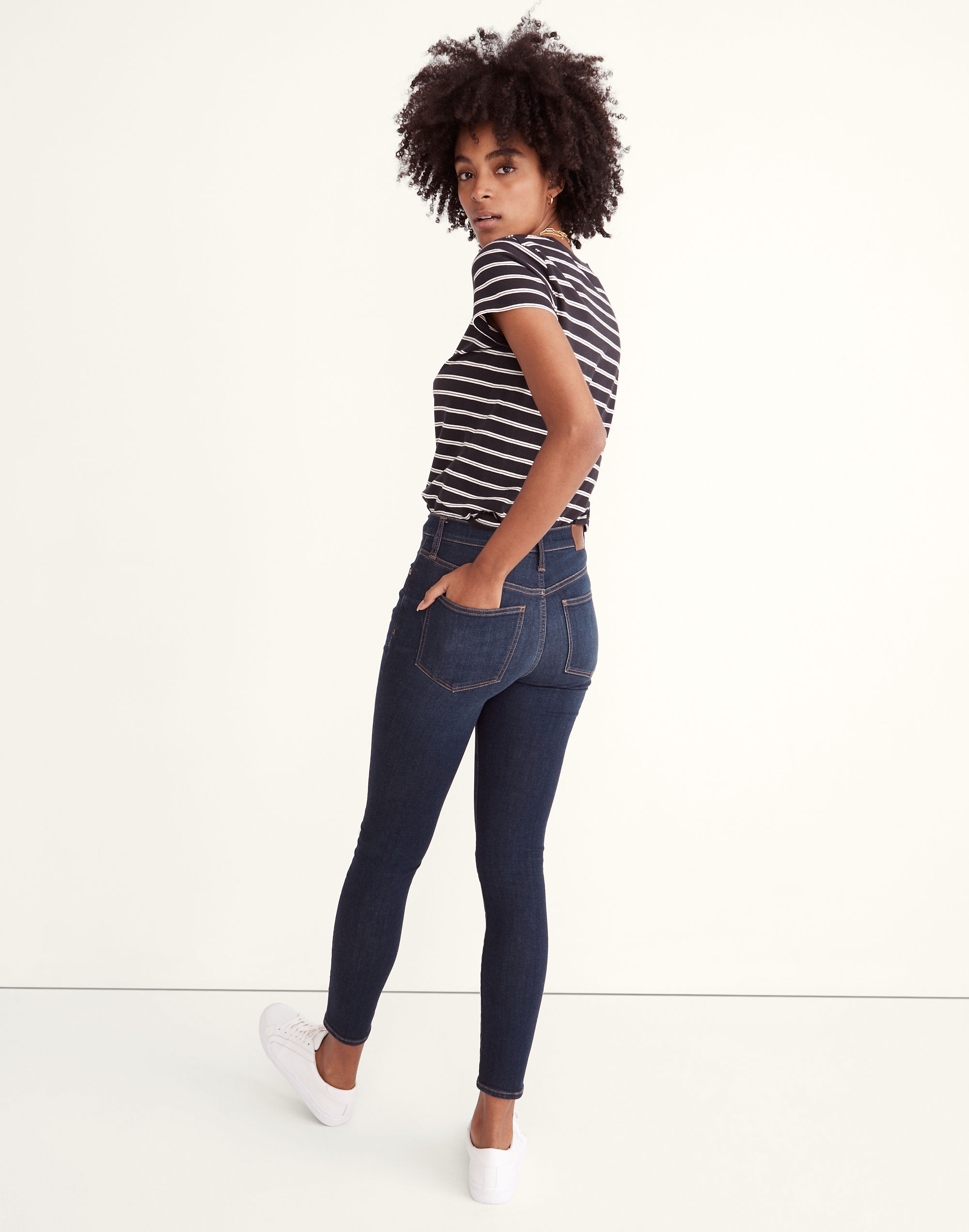 9" Mid-Rise Skinny Jeans in Blayton Wash: TENCEL&trade; Denim Edition