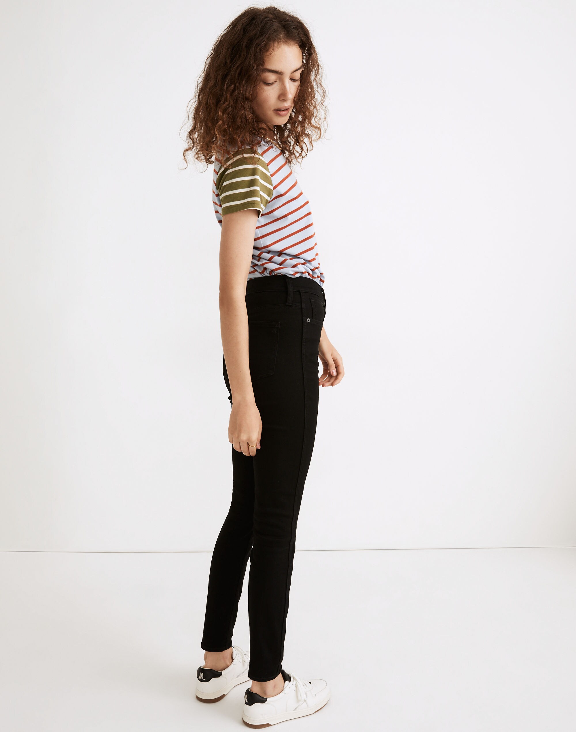 10" High-Rise Skinny Jeans in Black Frost: Instacozy Edition