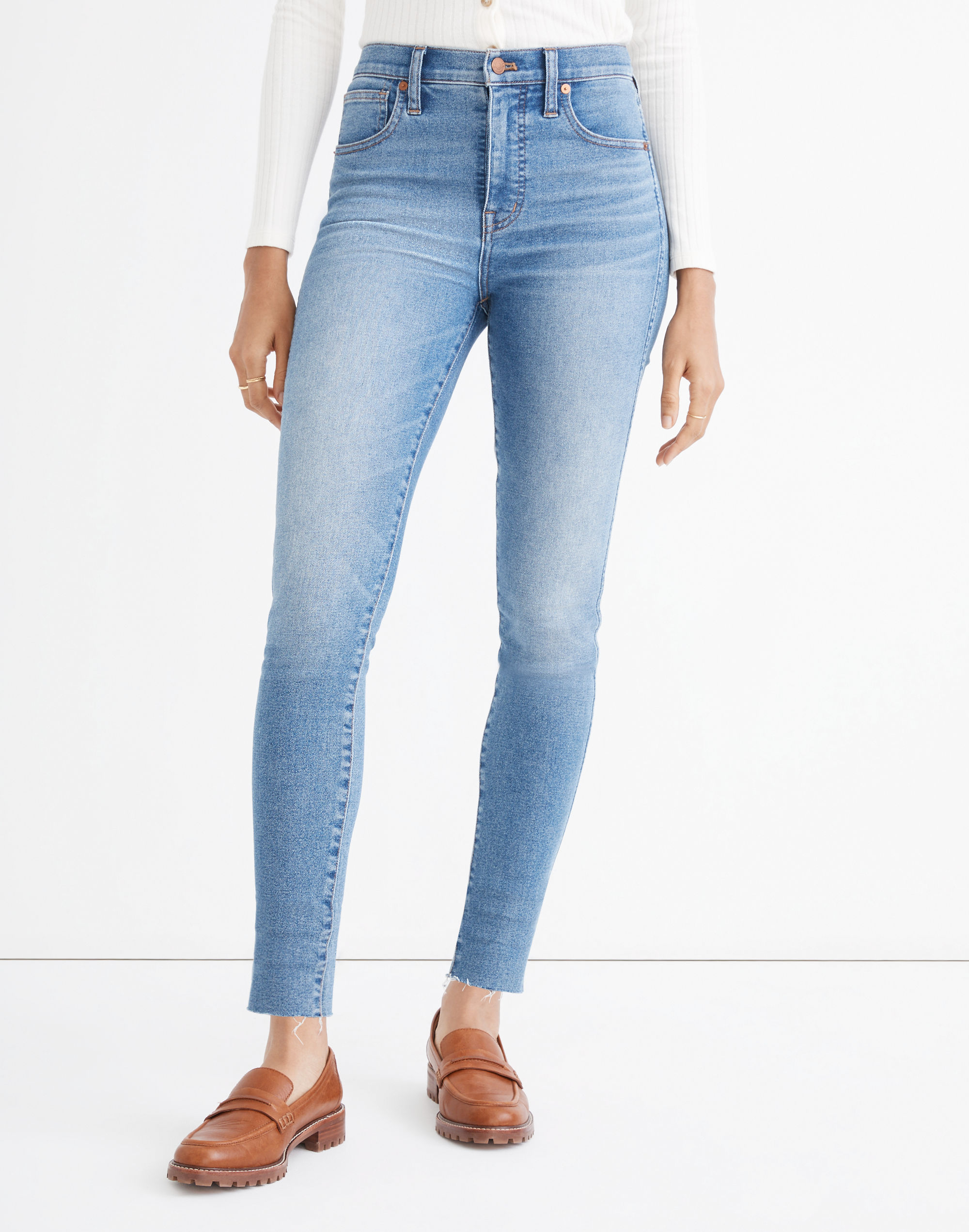 Petite 10" High-Rise Skinny Jeans in Ainsworth Wash: Raw-Hem Edition