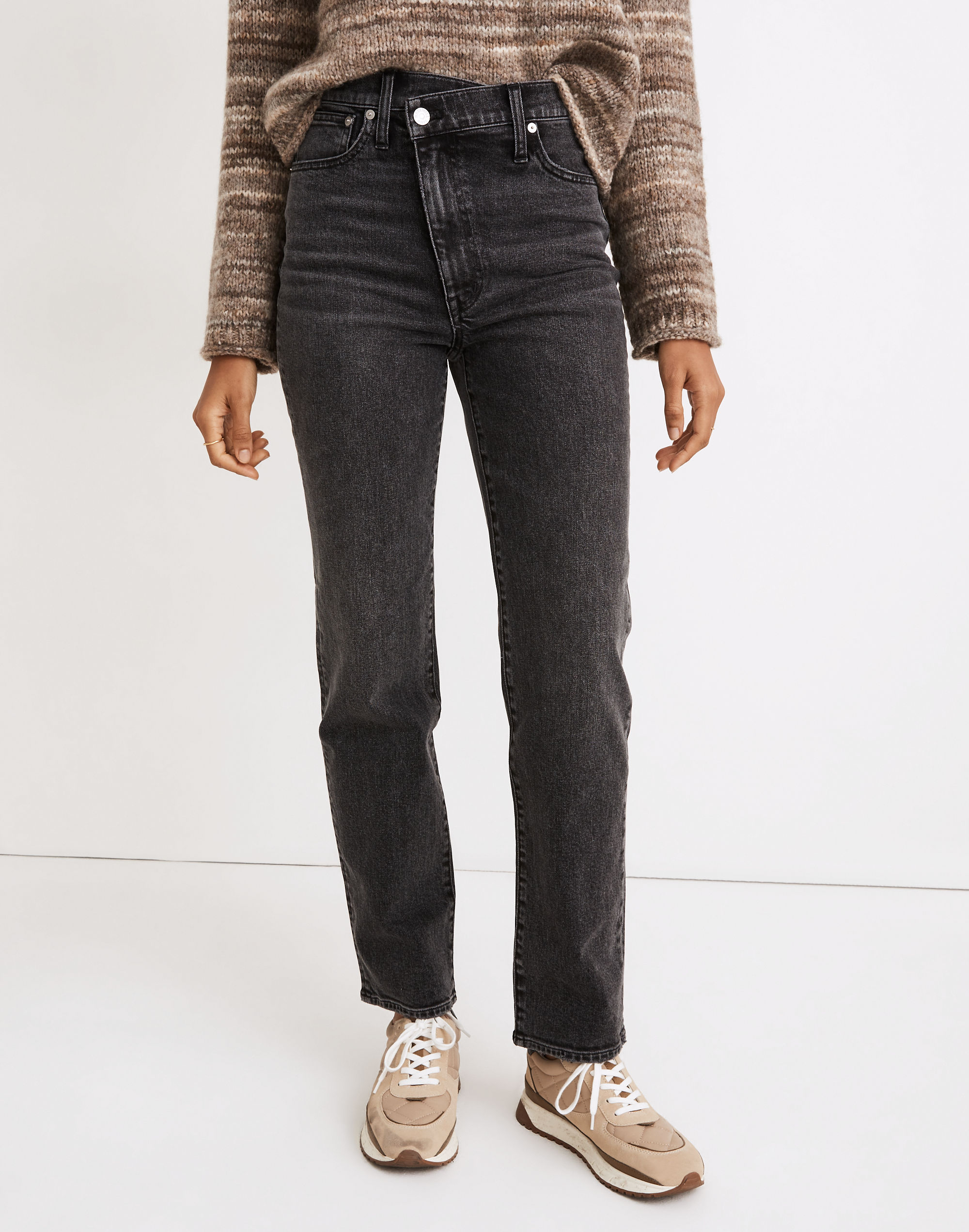 The Perfect Vintage Straight Jean in Idlewood Wash: Crossover Edition