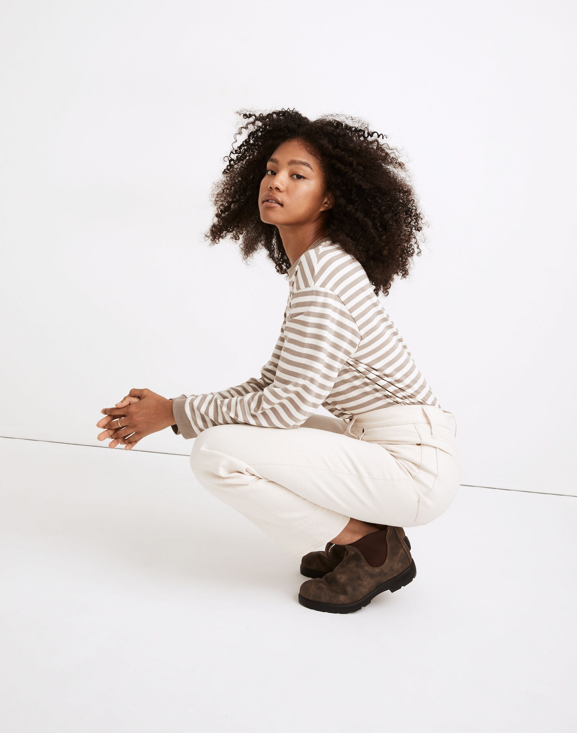 The Petite Perfect Vintage Straight Jean in Vintage Canvas