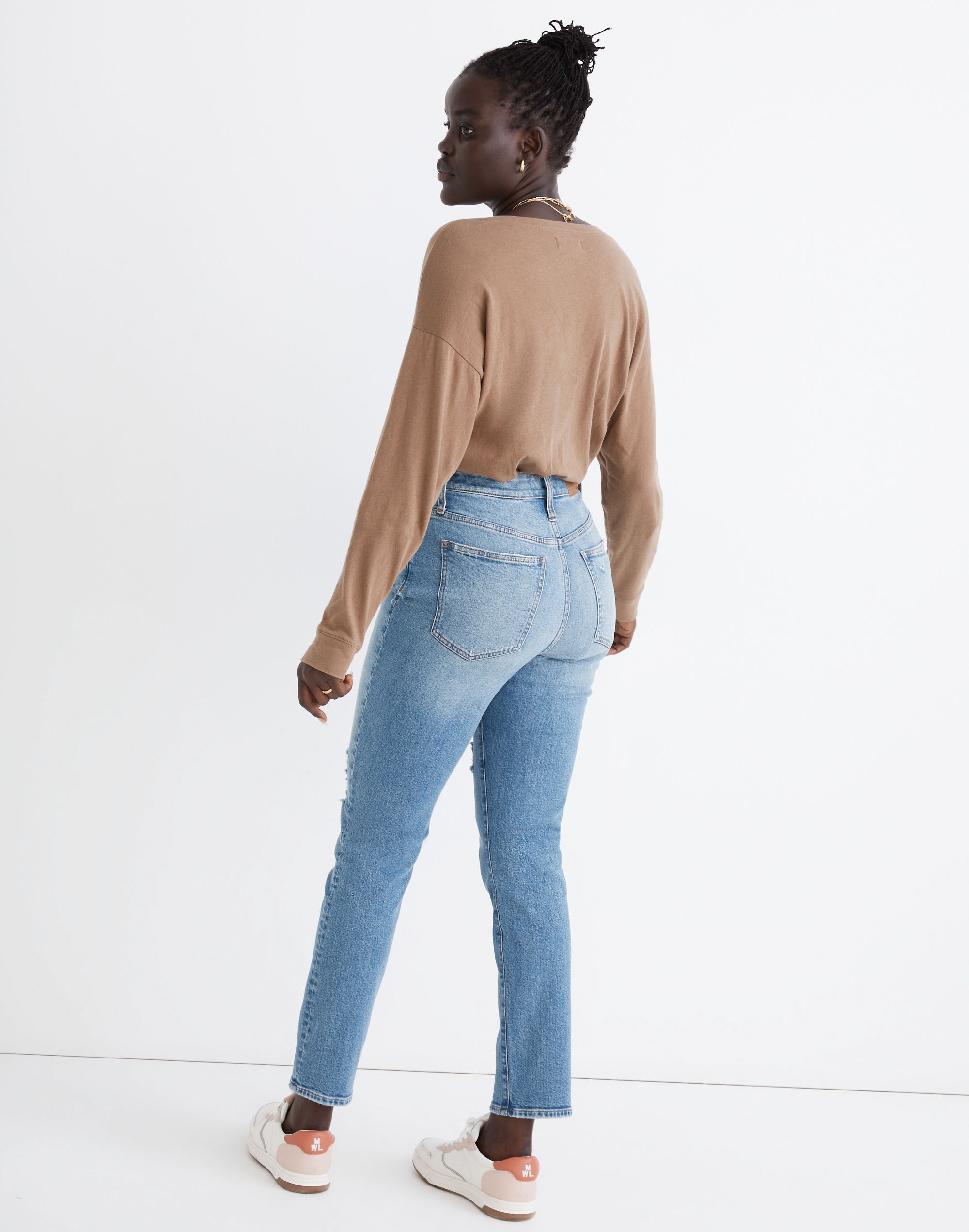 The Petite Curvy Perfect Vintage Jean in Denman Wash: Ripped Edition