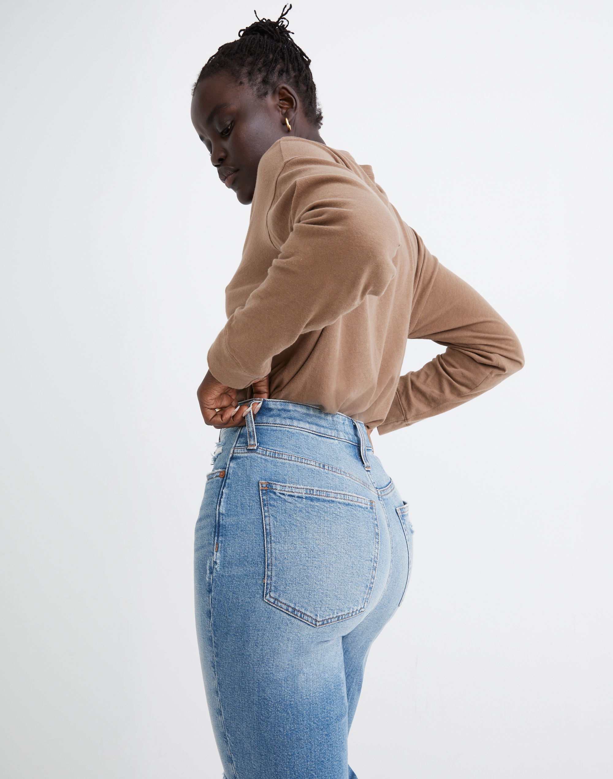 The Petite Curvy Perfect Vintage Jean in Denman Wash: Ripped Edition