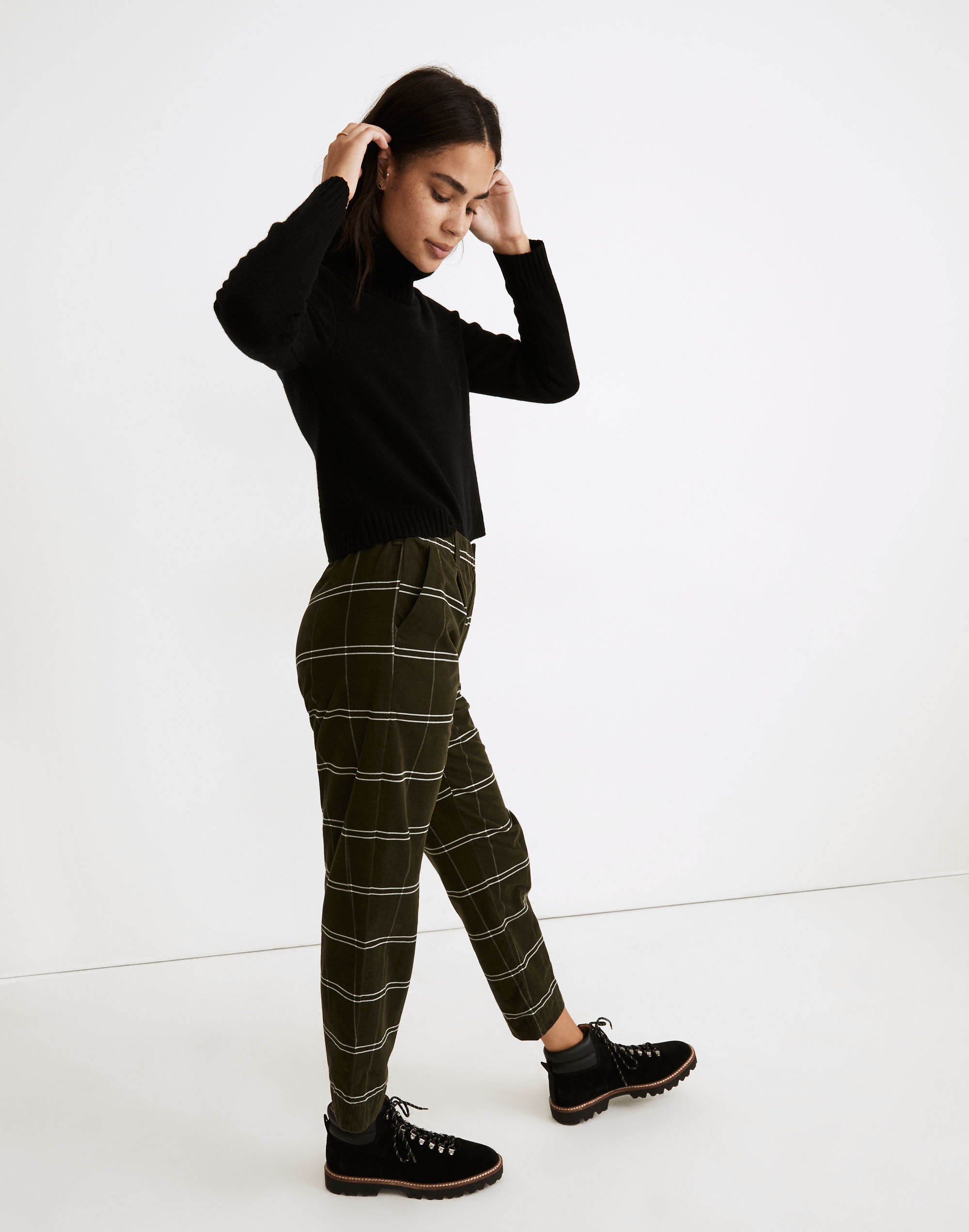 Curvy Corduroy Pull-On Mid-Rise Jogger Pants in Windowpane