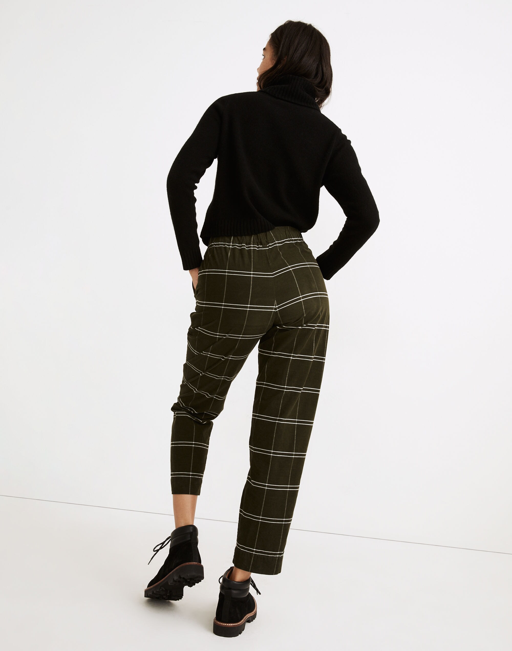 Curvy Corduroy Pull-On Mid-Rise Jogger Pants in Windowpane
