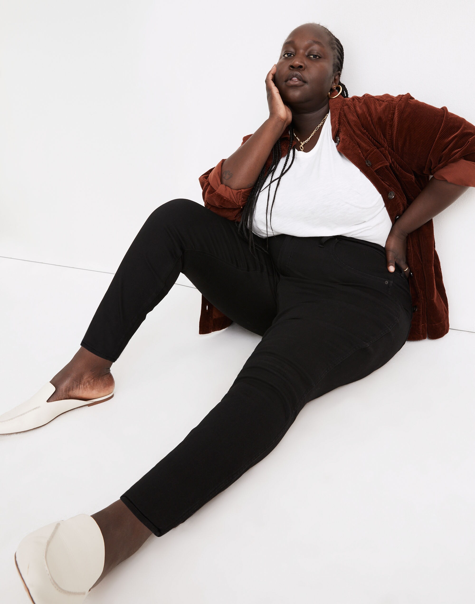 Plus 10" High-Rise Skinny Jeans in Black Frost: Instacozy Edition