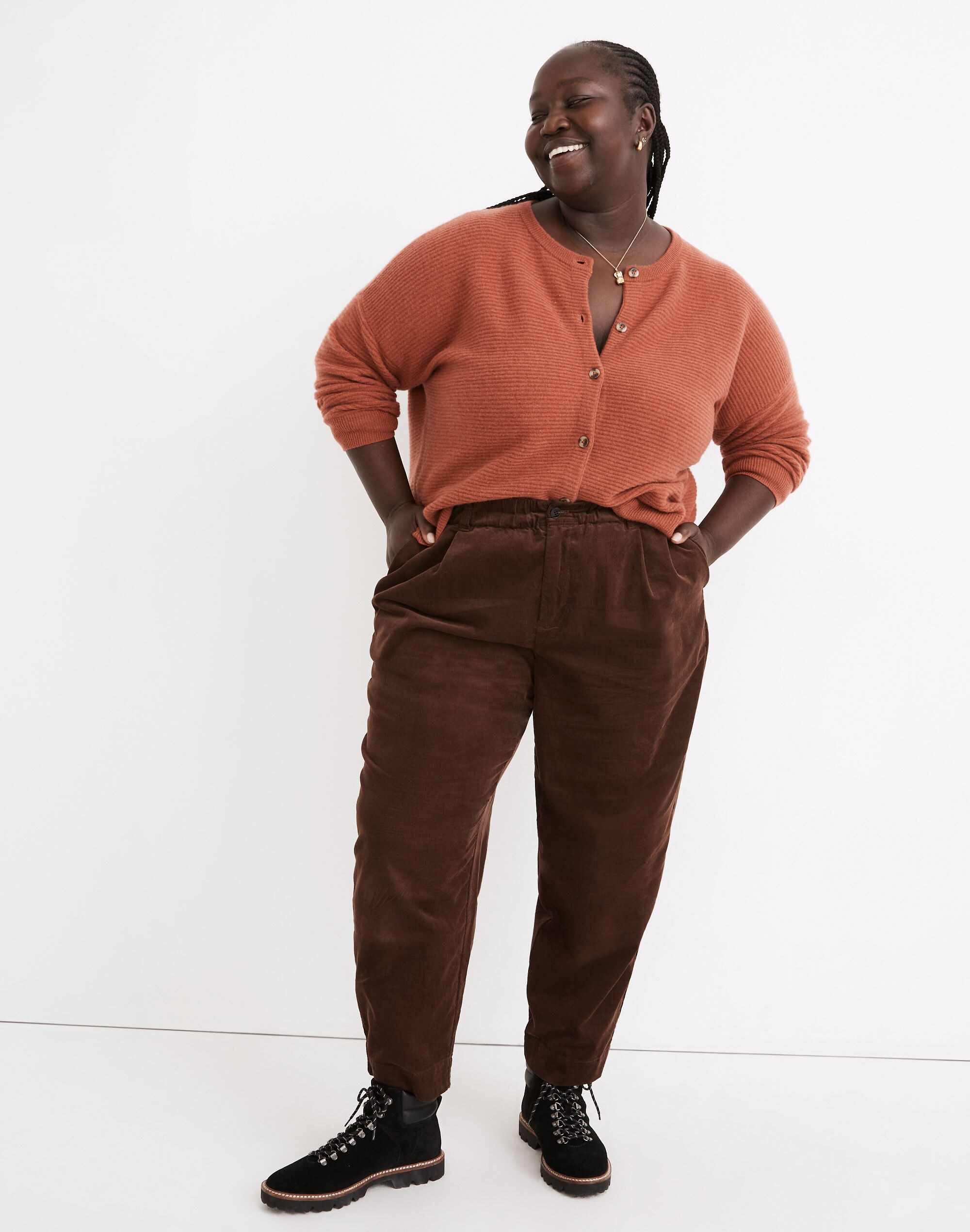 Plus Curvy Corduroy Pull-On Mid-Rise Jogger Pants
