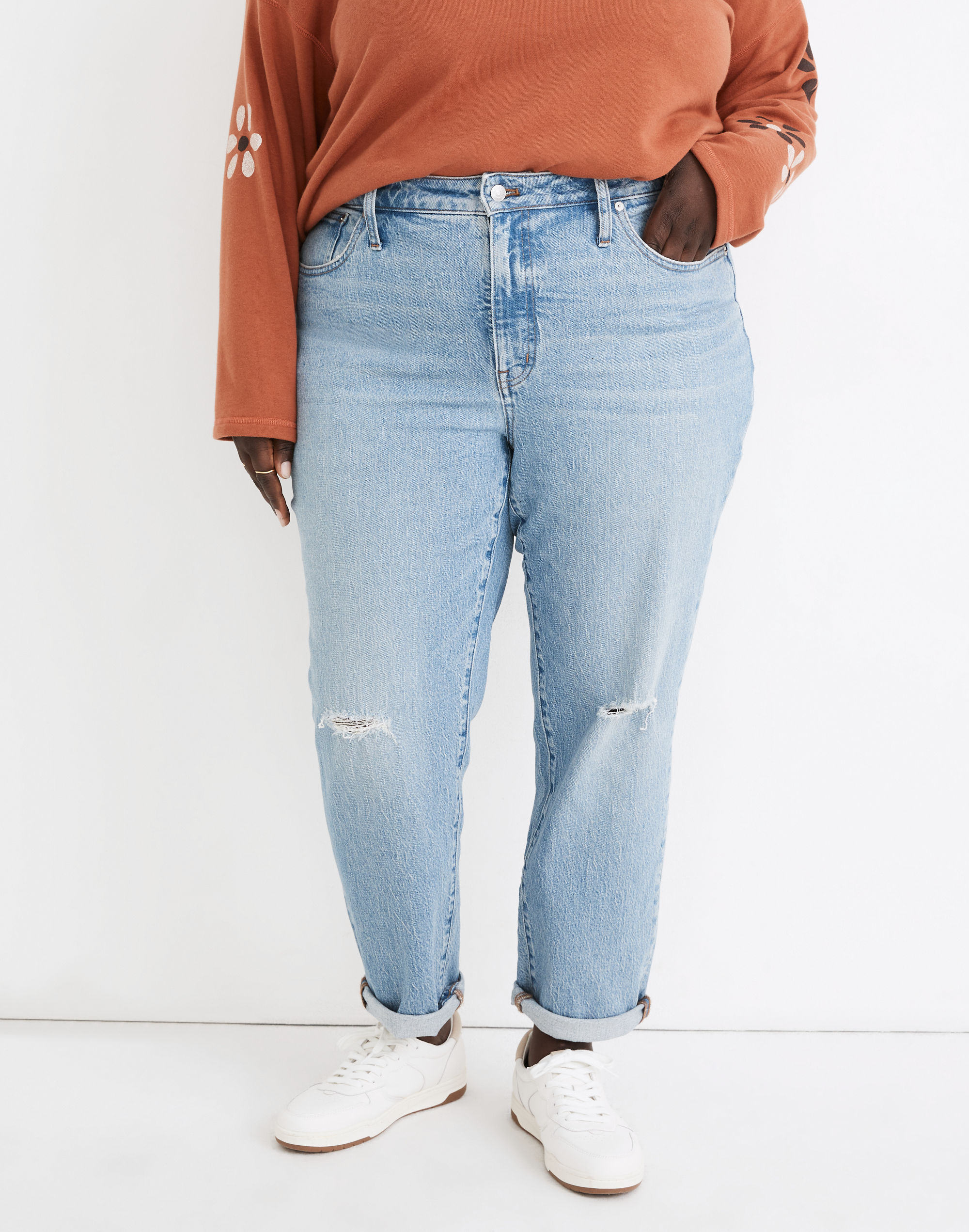 The Plus High-Rise Slim Boyjean in Bilston Wash: Ripped Edition