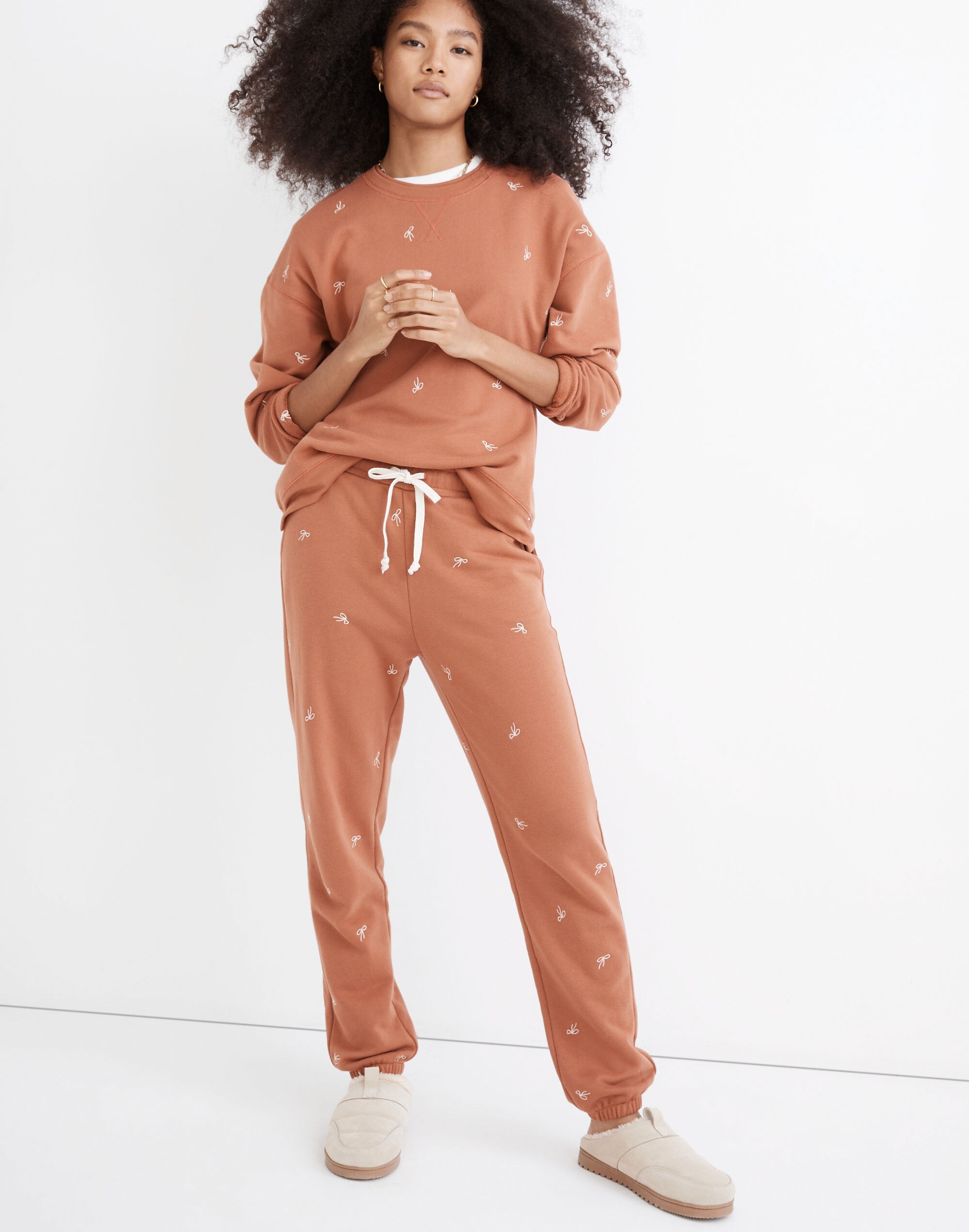 Bow Embroidered Retro Sweatpants