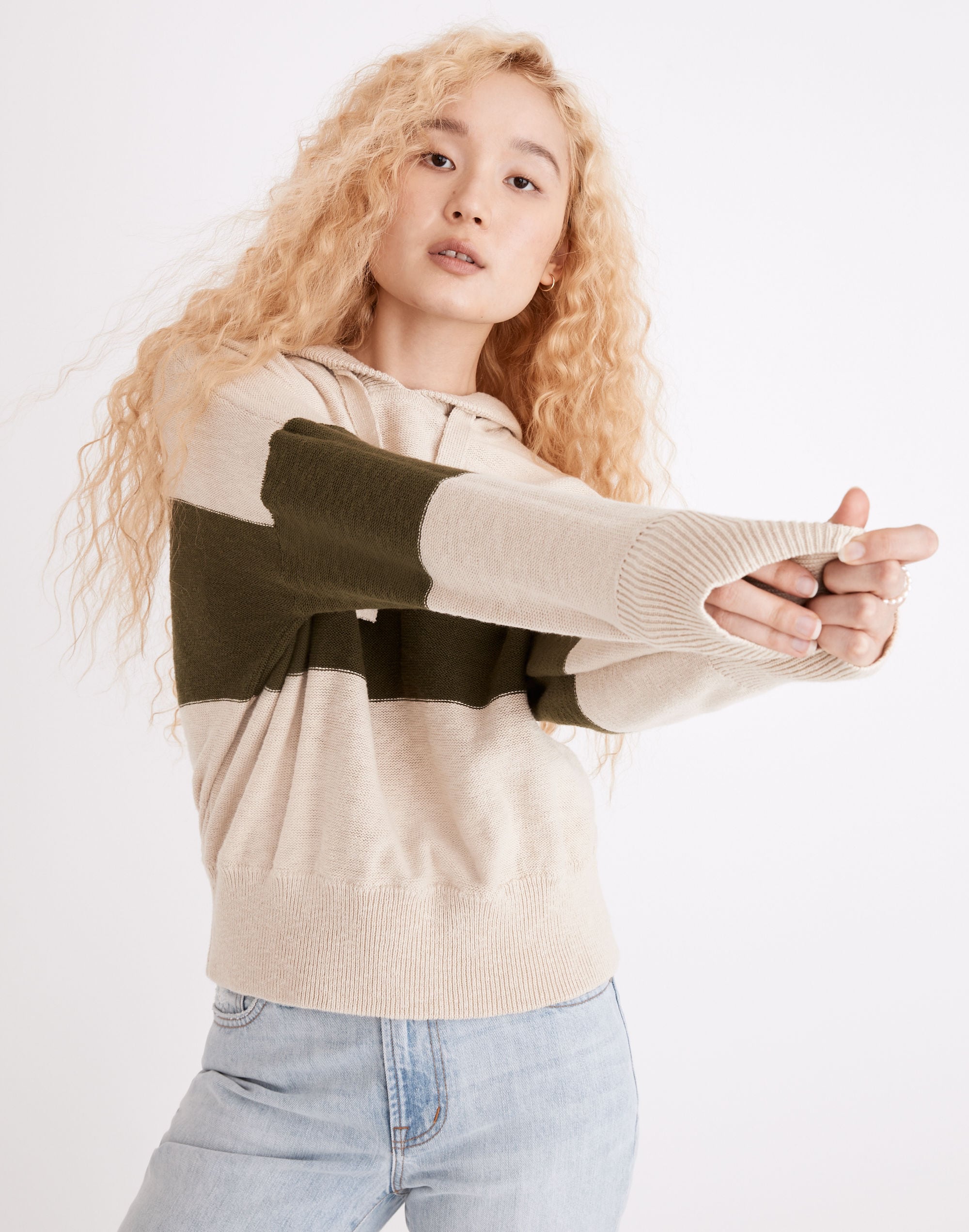 Clairview Hoodie Sweater in Colorblock