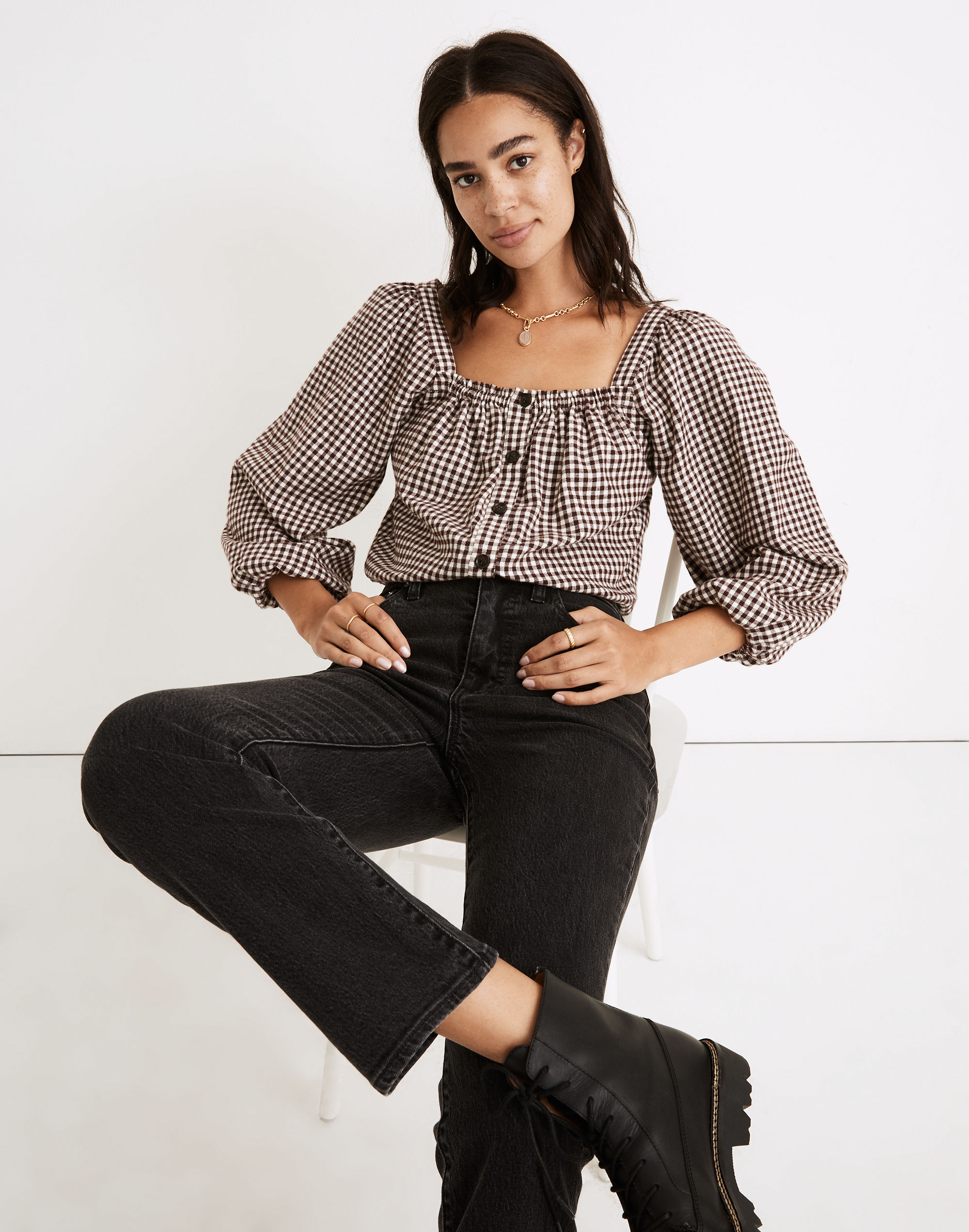 Puff-Sleeve Button-Front Crop Top in Plaid