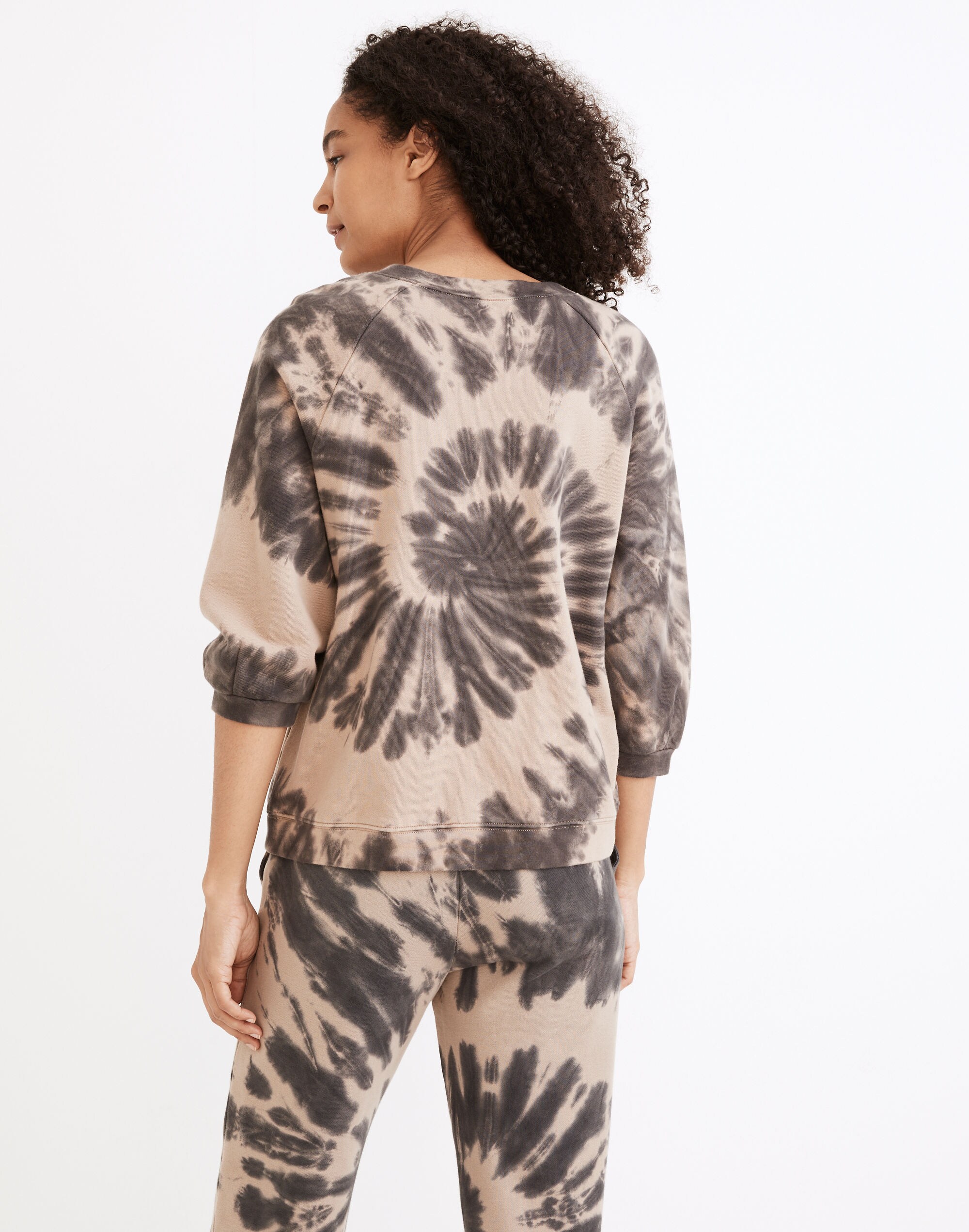 (Re)sourced Cotton Cloudberry Sweatshirt in Swirl Tie-Dye