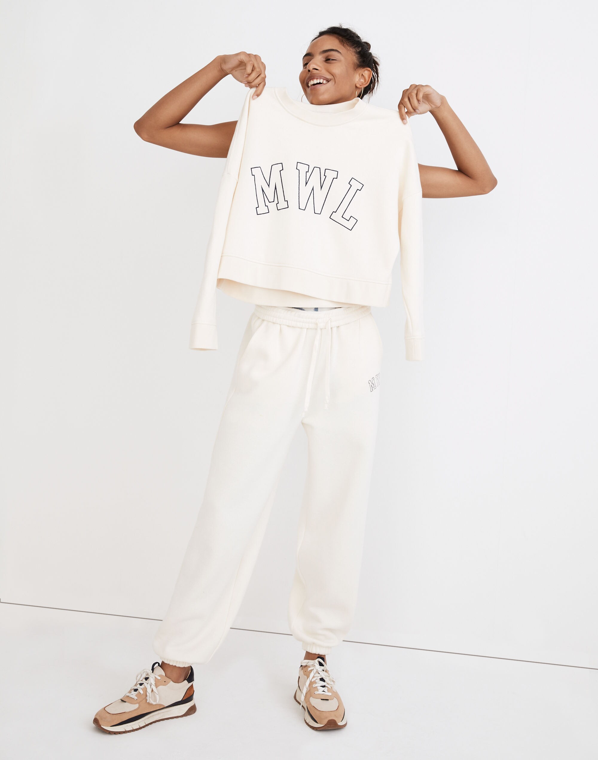 MWL Betterterry Embroidered Crop Sweatshirt