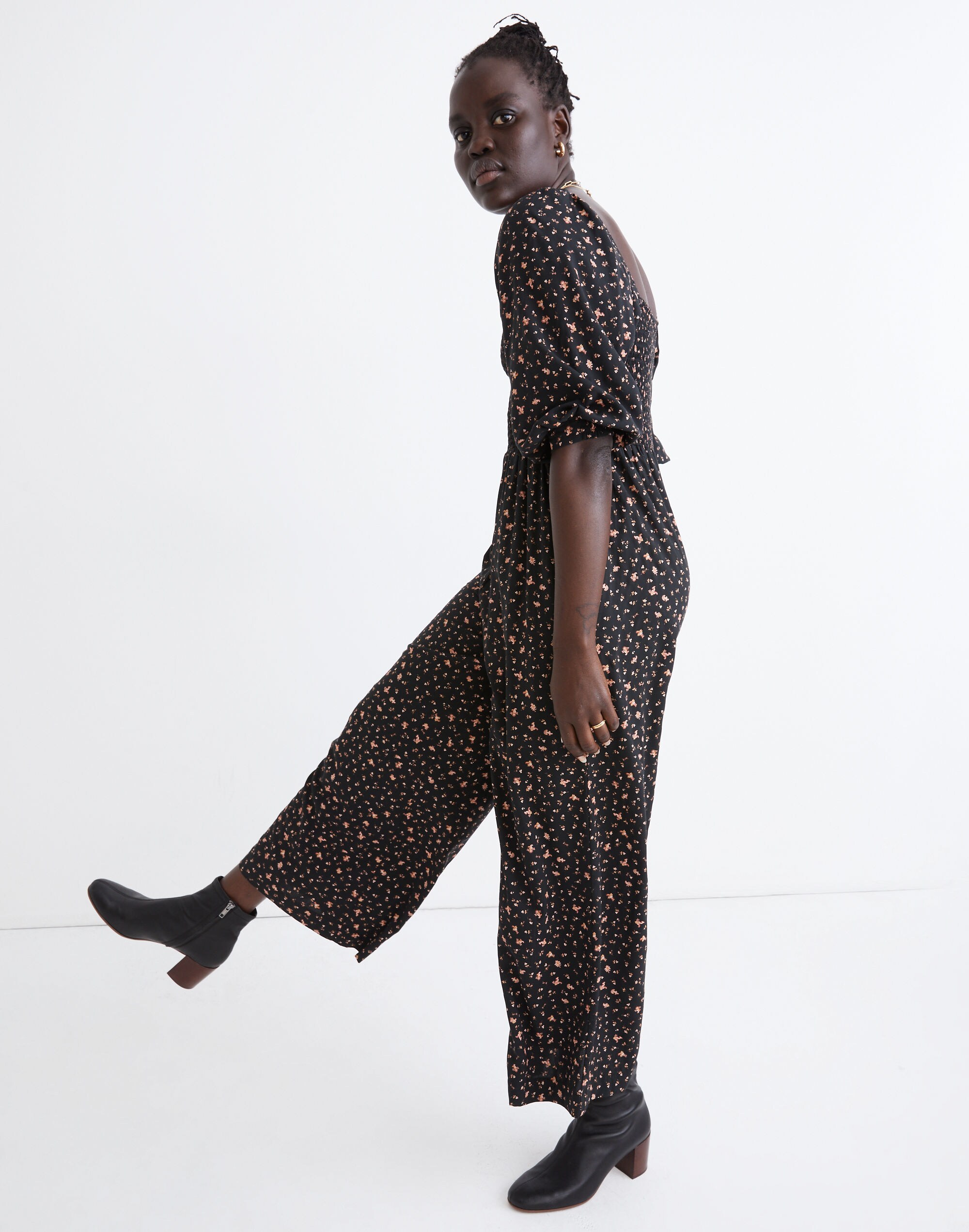 Curvy Lucie Smocked Wide-Leg Jumpsuit in Stem Scatter