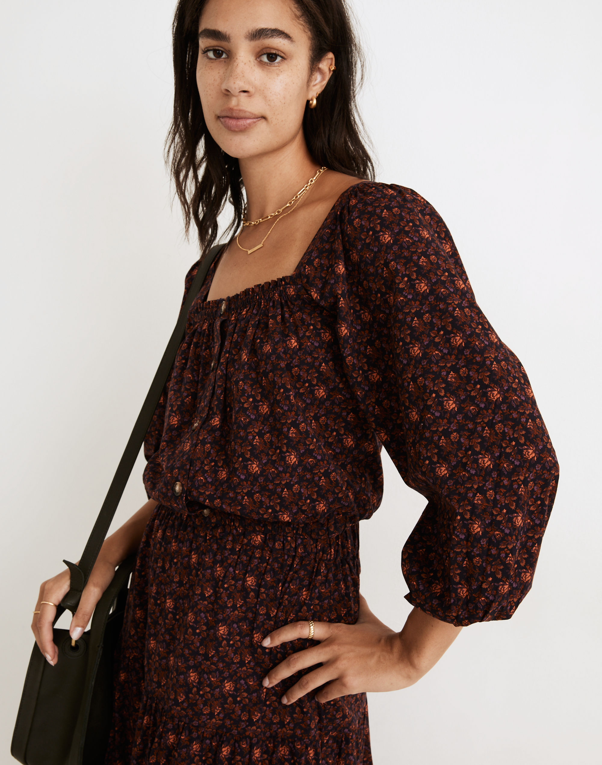 puff-sleeve button-front crop top in orchard floral