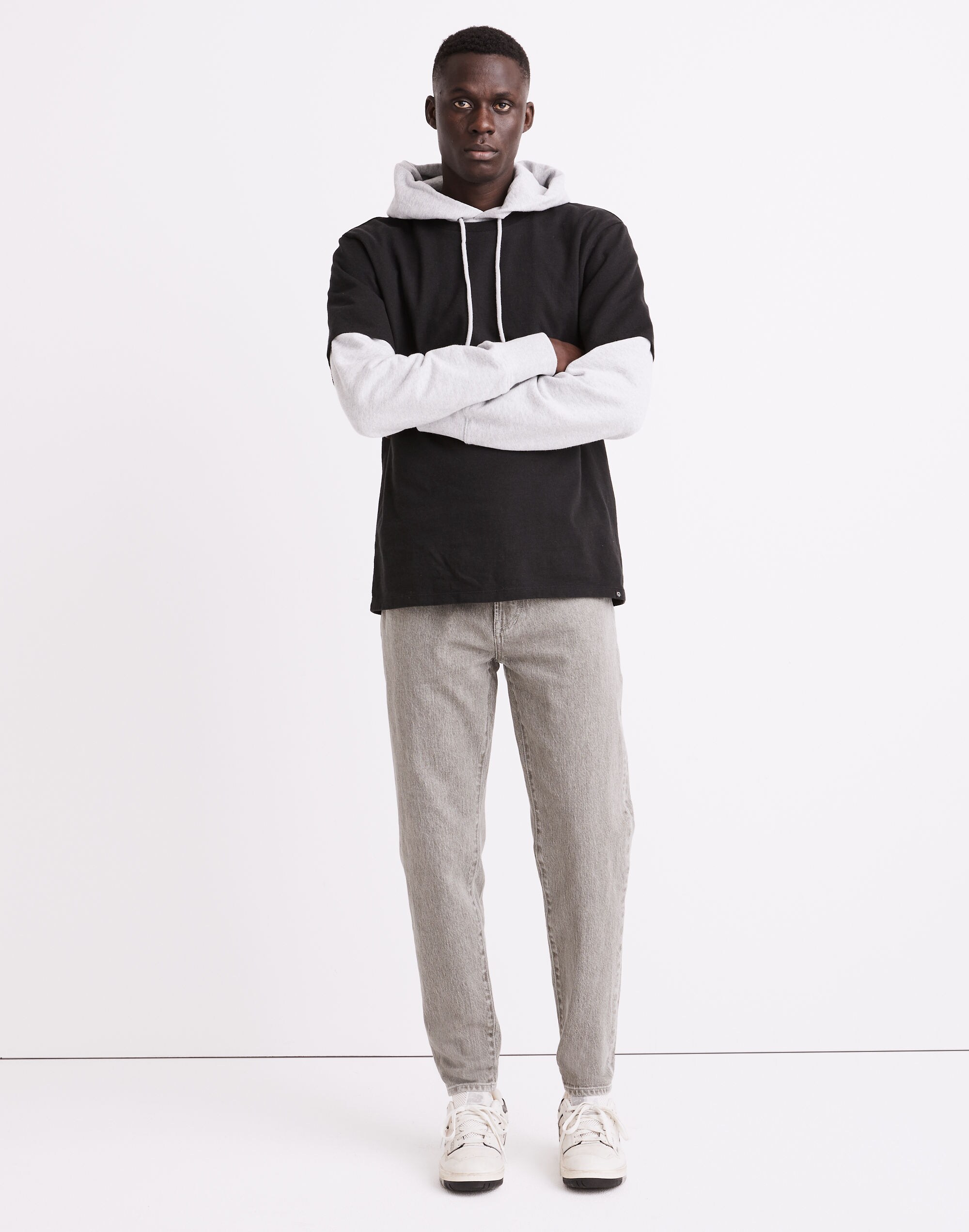 Relaxed Taper Jeans in Surplus Grey Wash