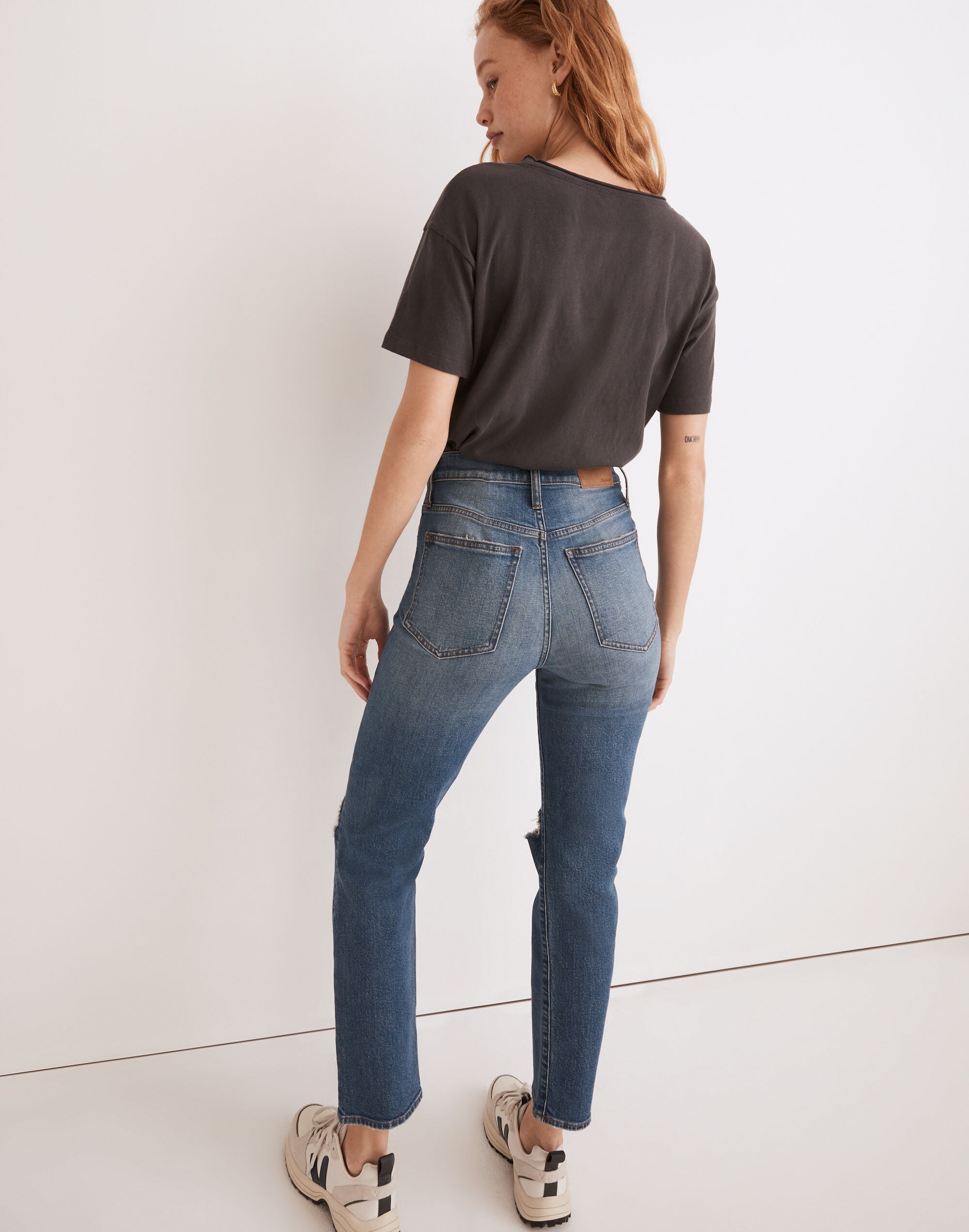 The Perfect Vintage Crop Jean in Gooding Wash: Knee-Rip Edition