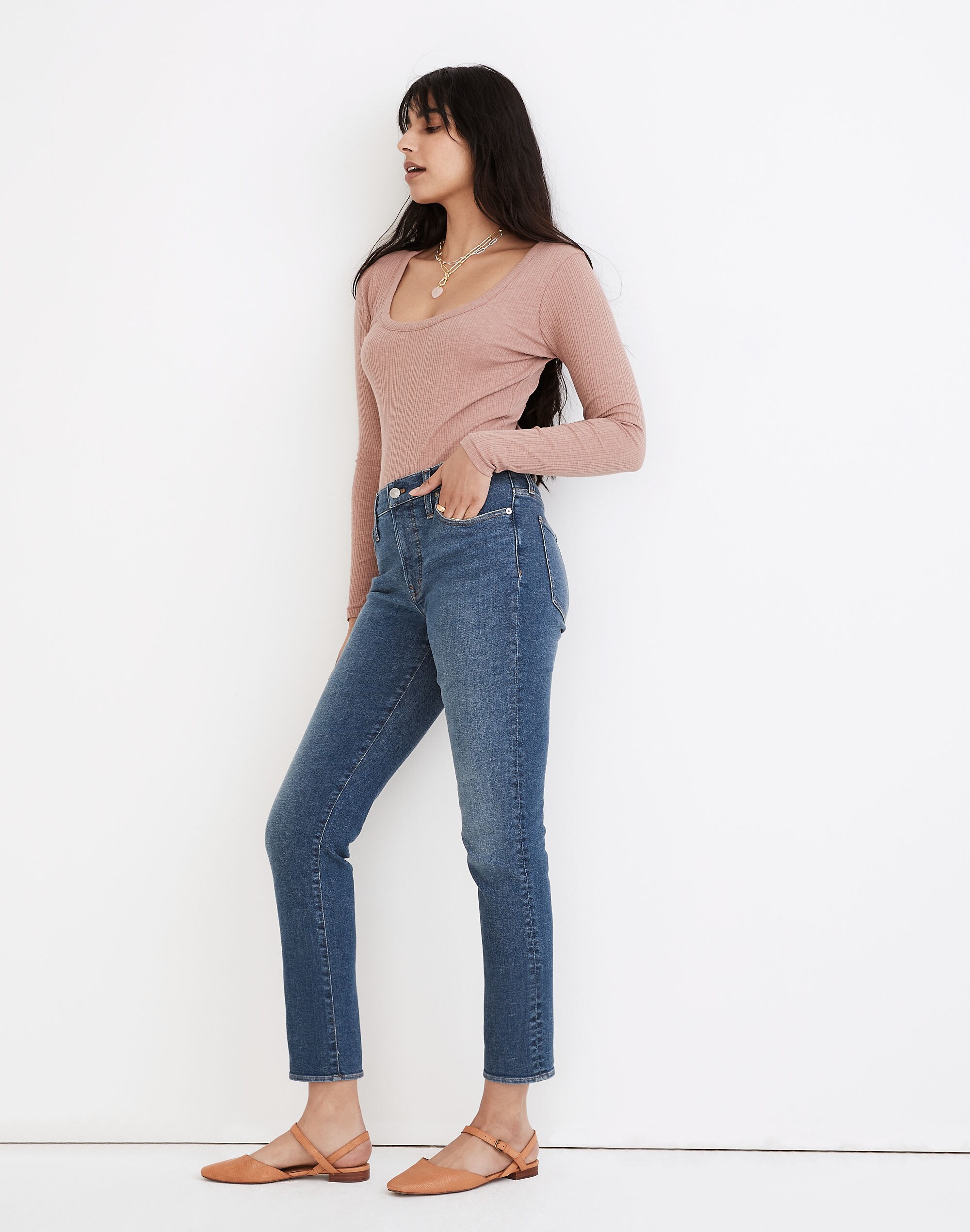 The Mid-Rise Perfect Vintage Jean in Colwyn Wash