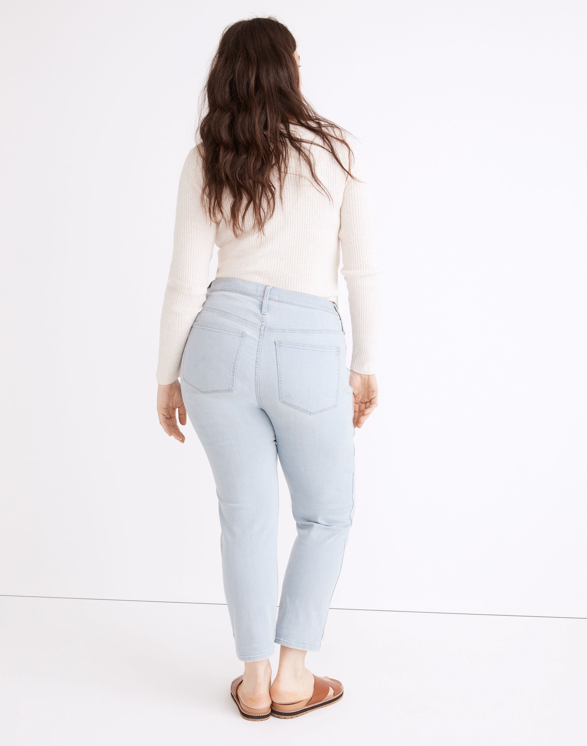 Petite Mid-Rise Stovepipe Jeans in Ternhill Wash