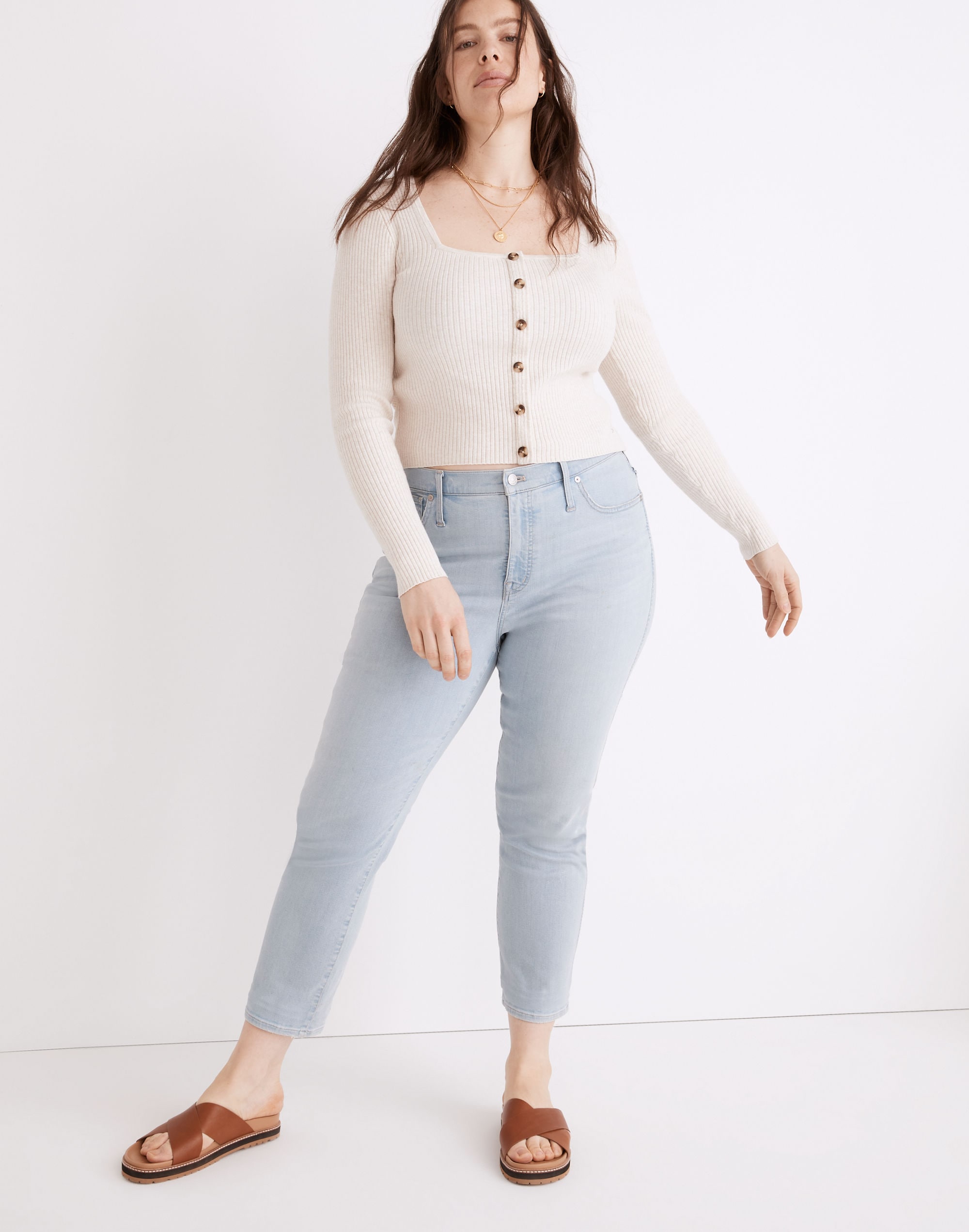 Petite Mid-Rise Stovepipe Jeans in Ternhill Wash