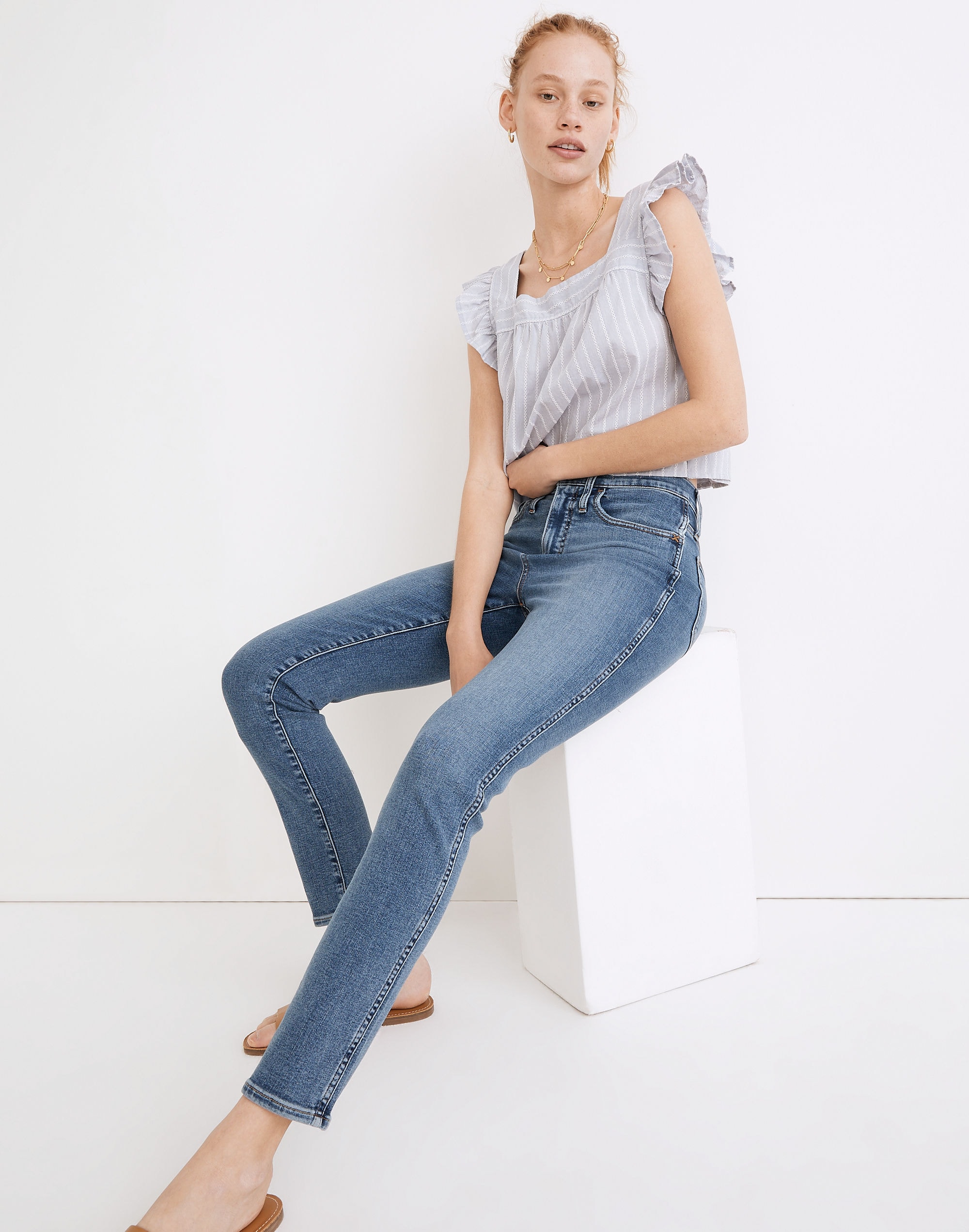 High-Rise Slim Straight Jeans in Wilmore Wash