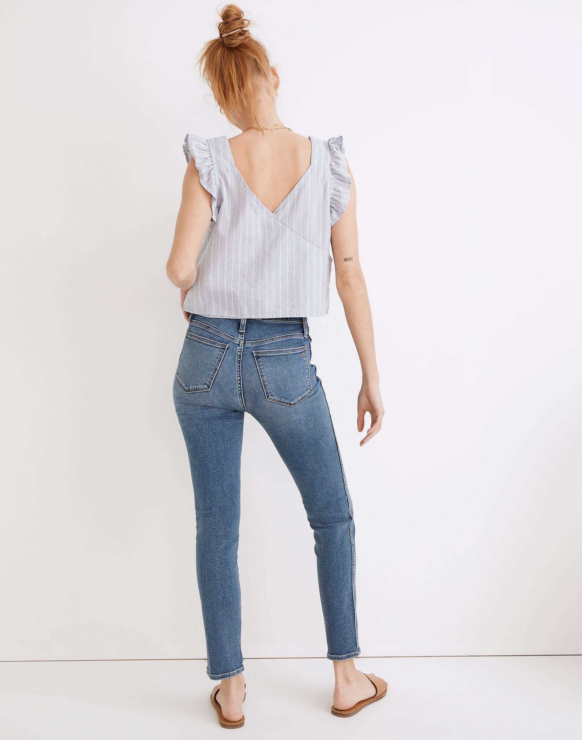 High-Rise Slim Straight Jeans in Wilmore Wash