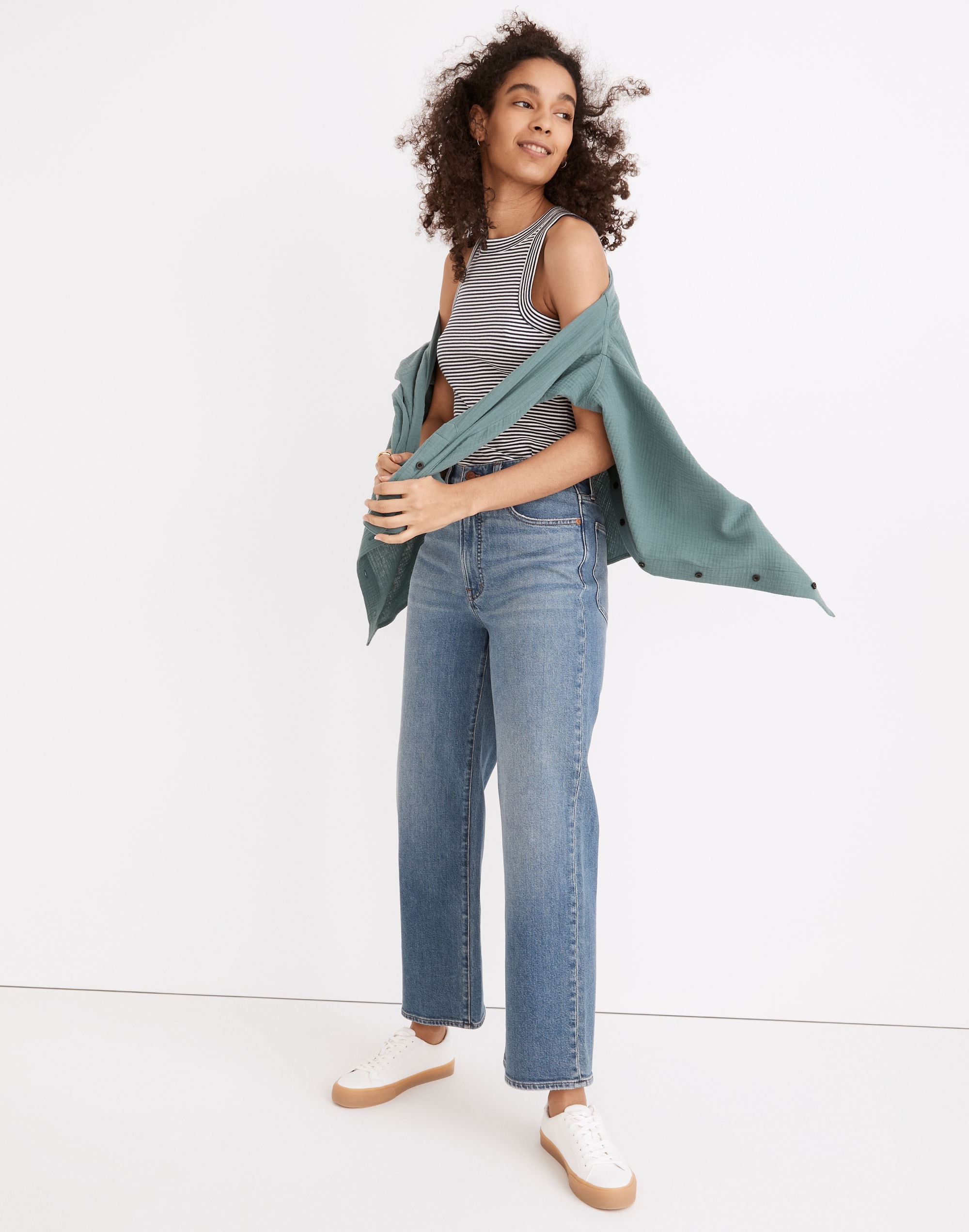The Perfect Vintage Wide-Leg Crop Jean in Montclare Wash: TENCEL&trade; Denim Edition