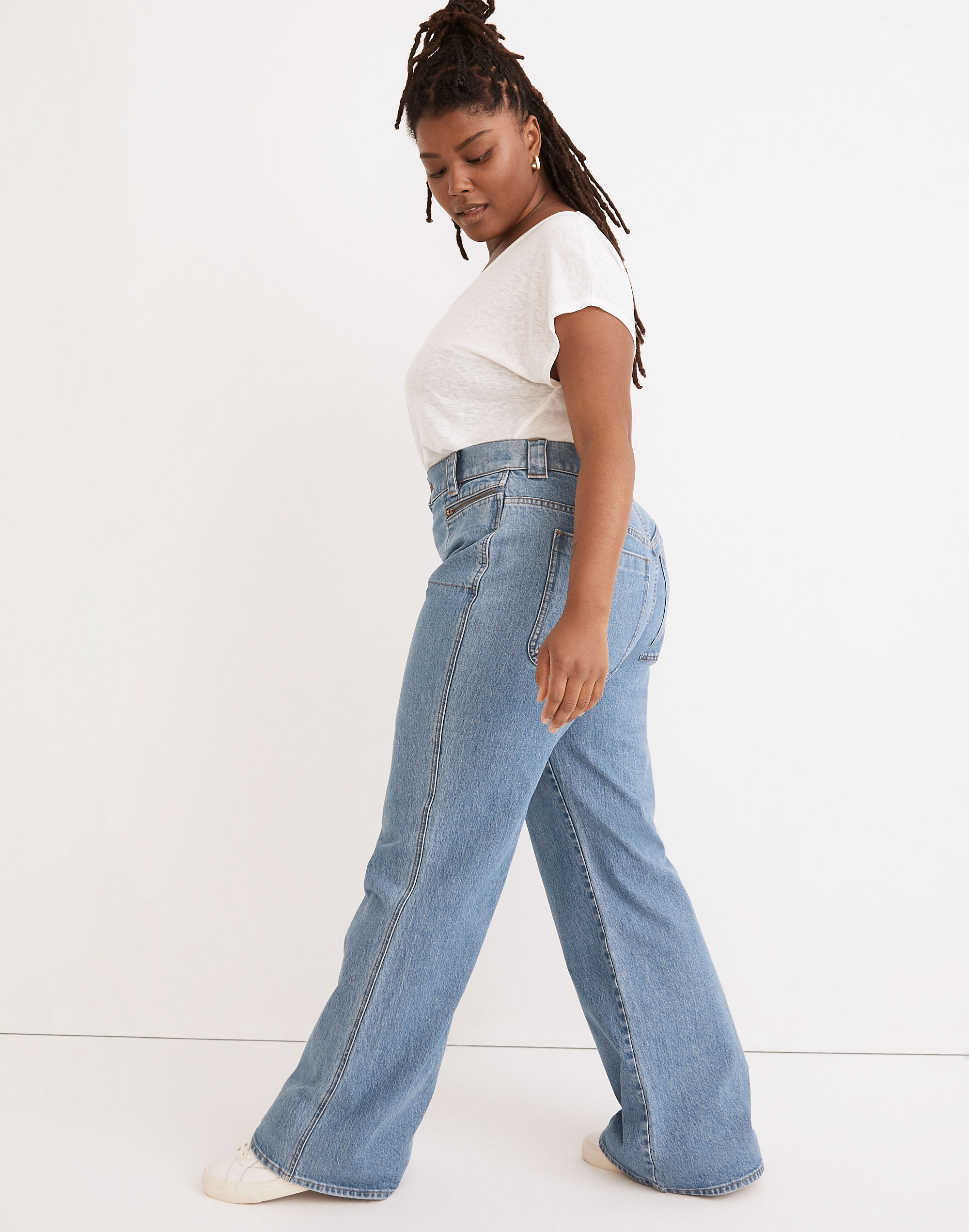 11" High-Rise Flare Jeans in Easley Wash: Zip-Pocket Edition