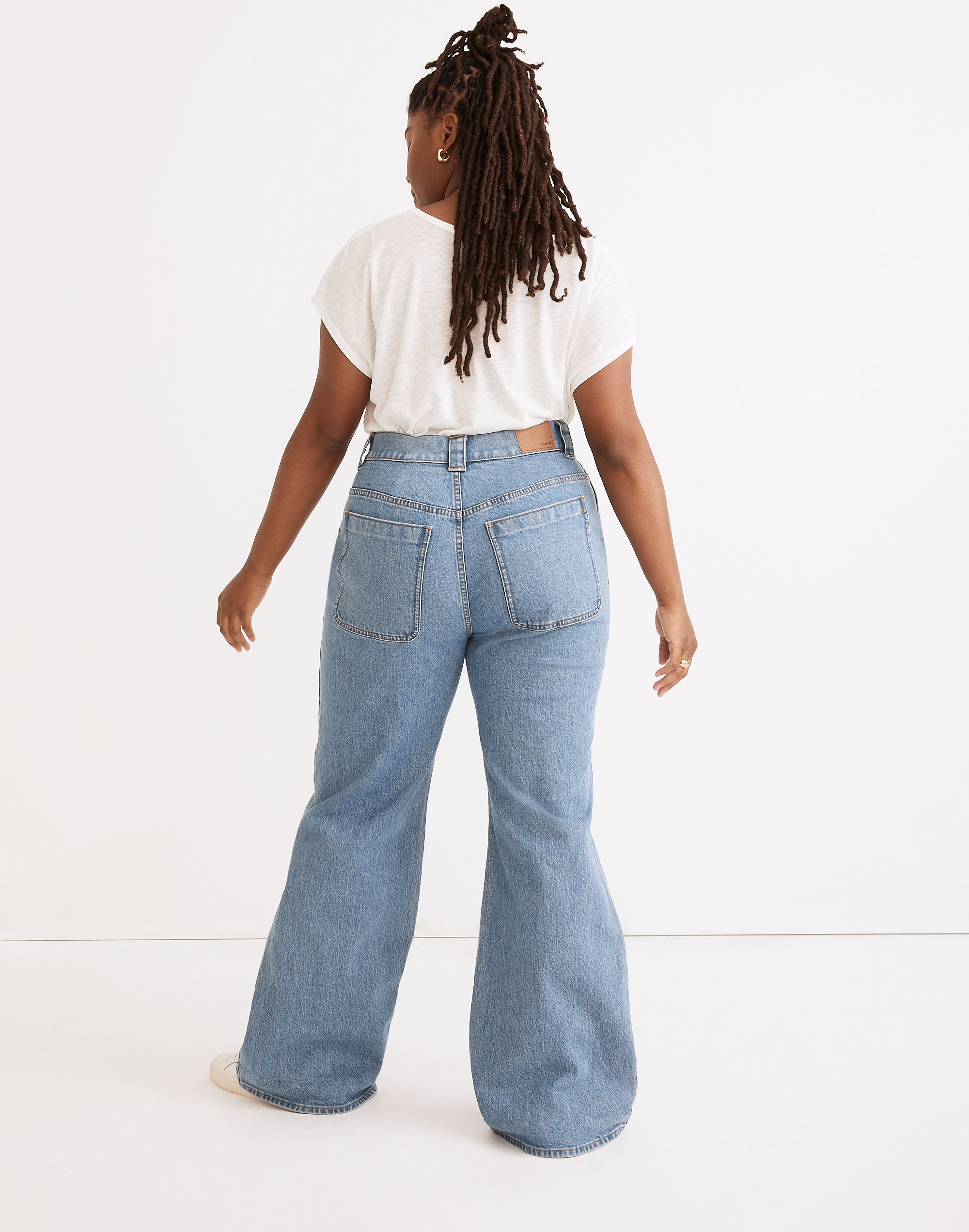 11" High-Rise Flare Jeans in Easley Wash: Zip-Pocket Edition
