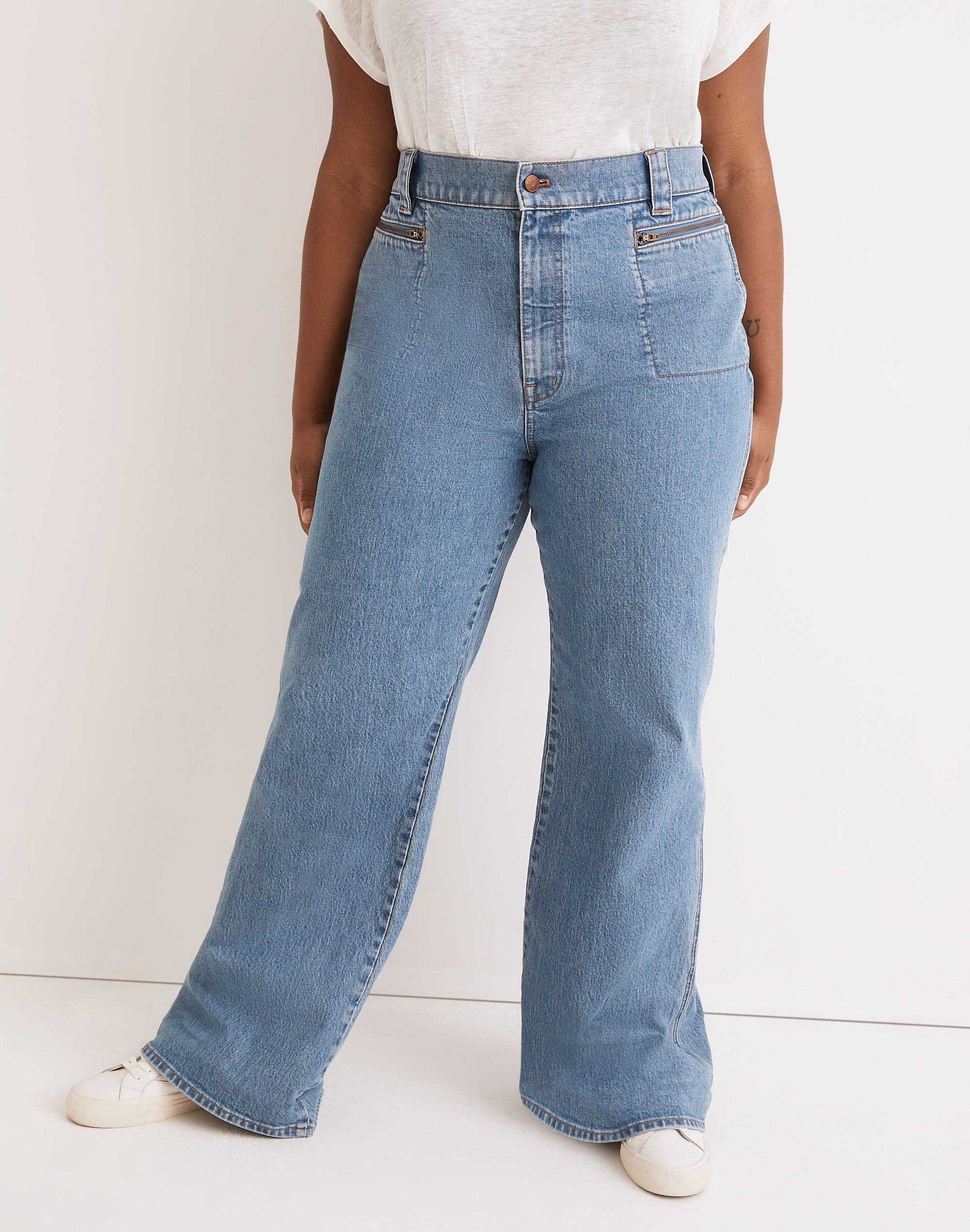 11" High-Rise Flare Jeans in Easley Wash: Zip-Pocket Edition