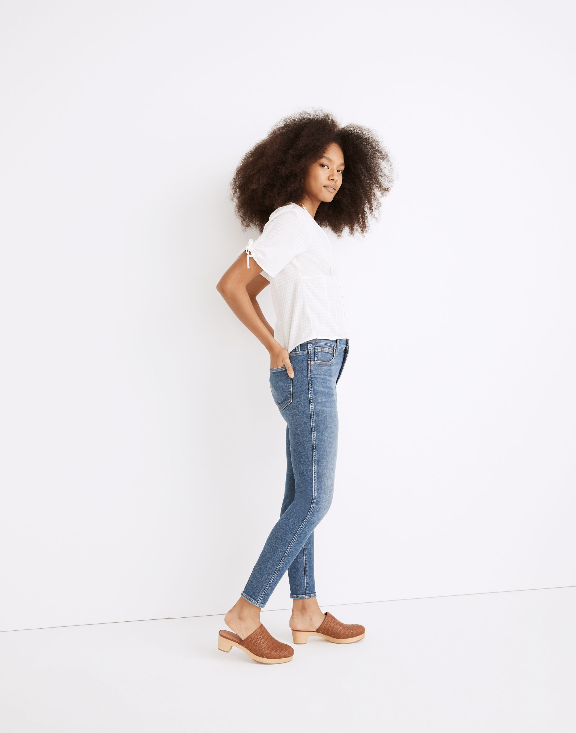 10" High-Rise Skinny Crop Jeans in Bradfield Wash
