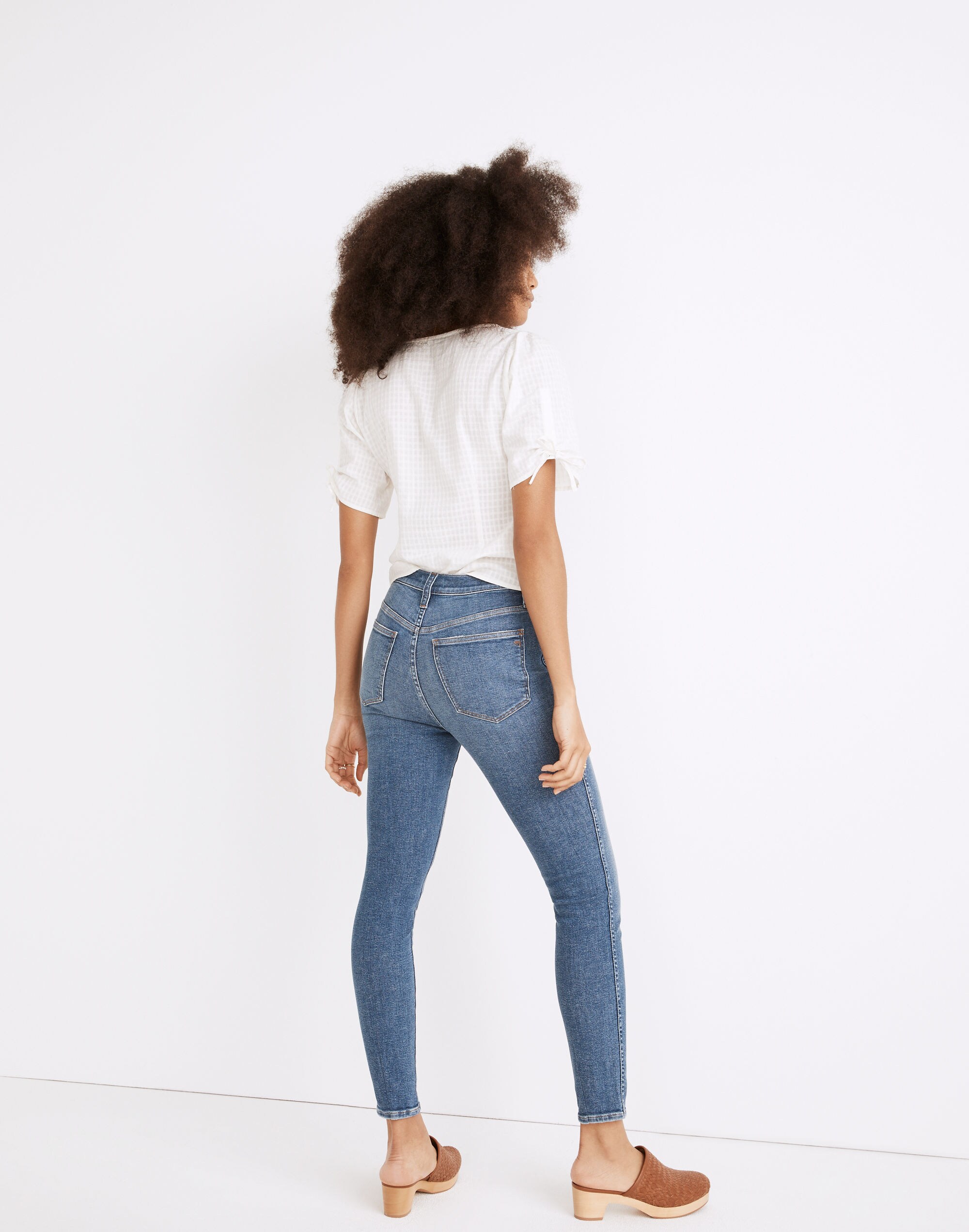 10" High-Rise Skinny Crop Jeans in Bradfield Wash
