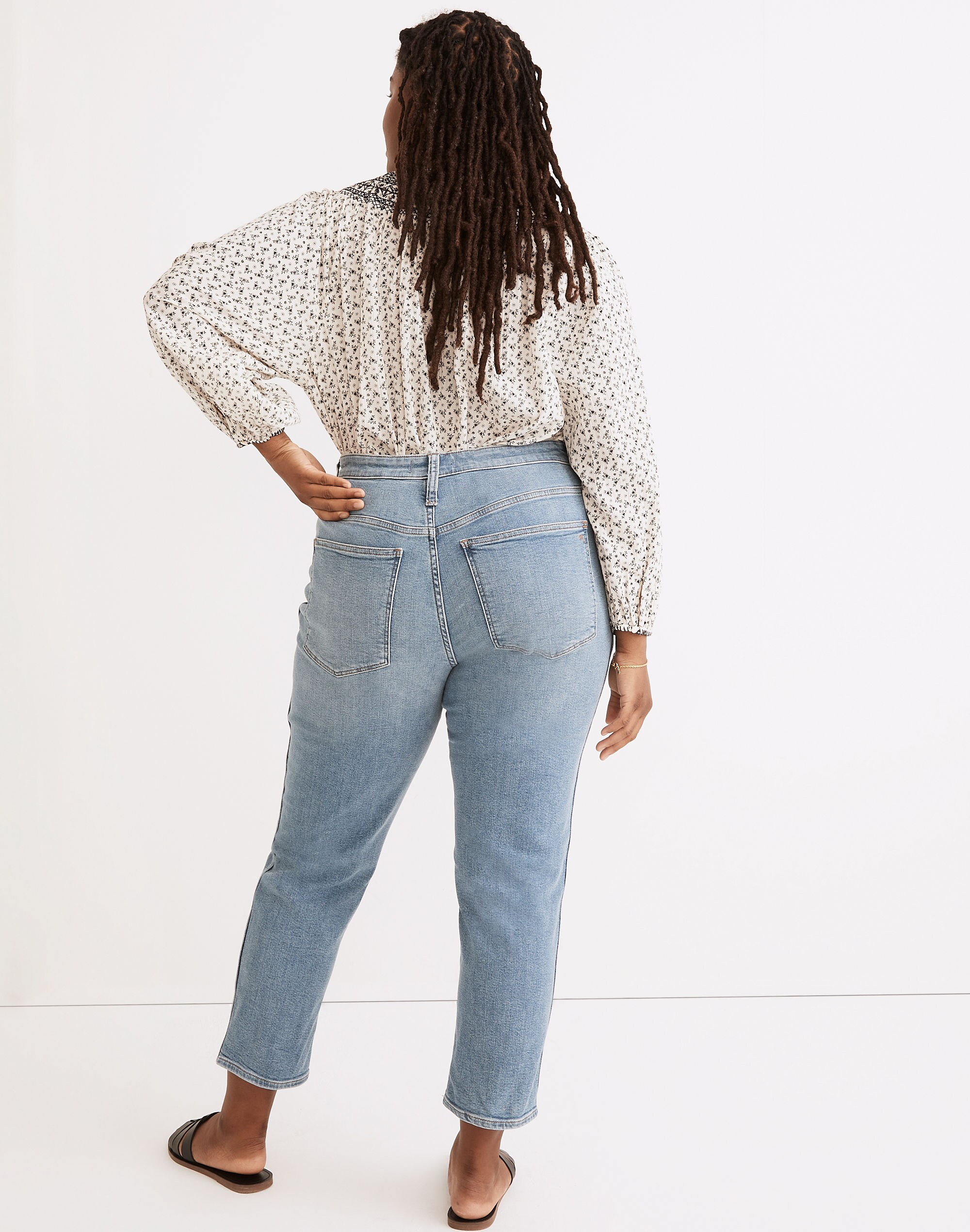 Curvy Stovepipe Jeans in Euclid Wash