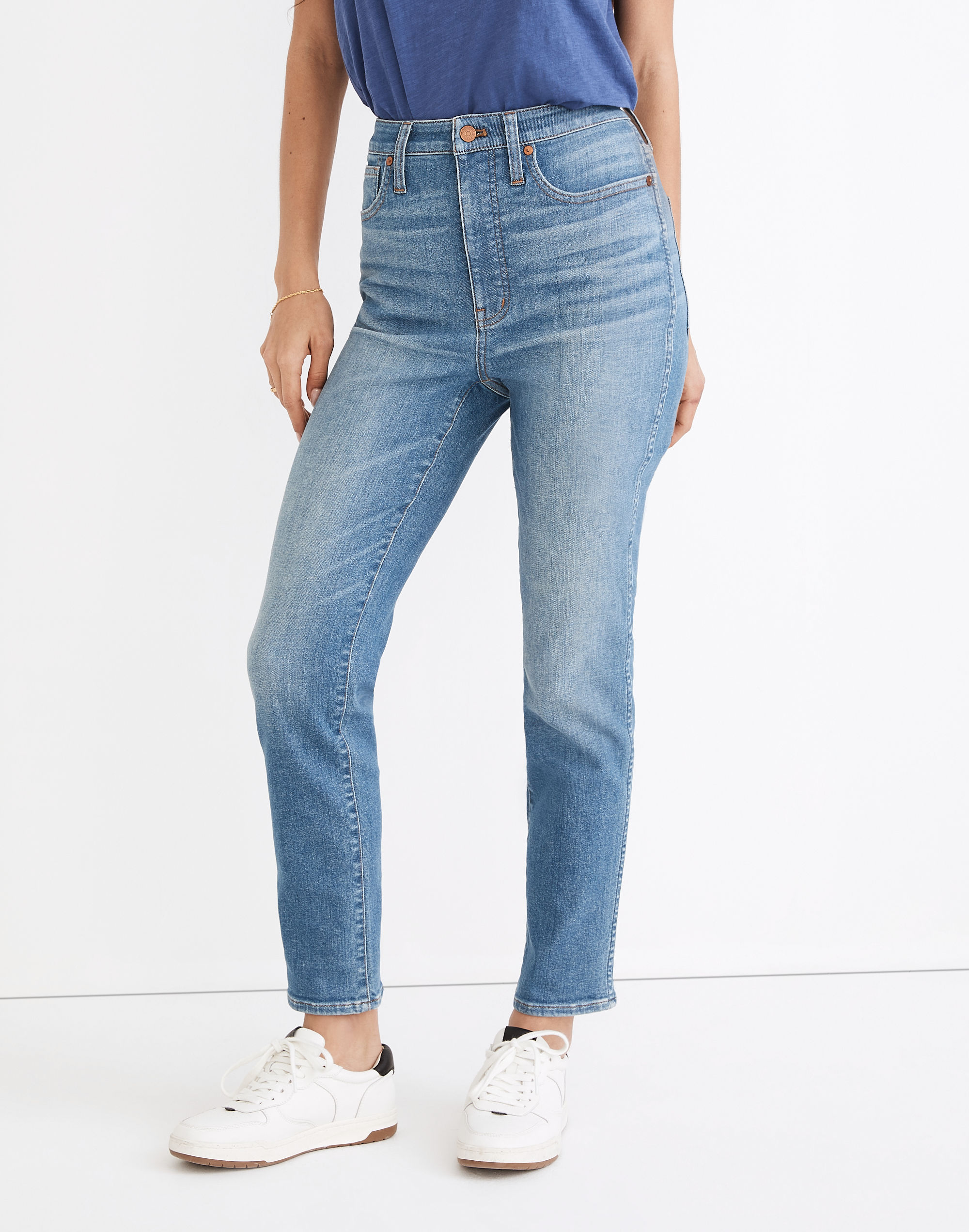 Curvy Stovepipe Jeans in Euclid Wash