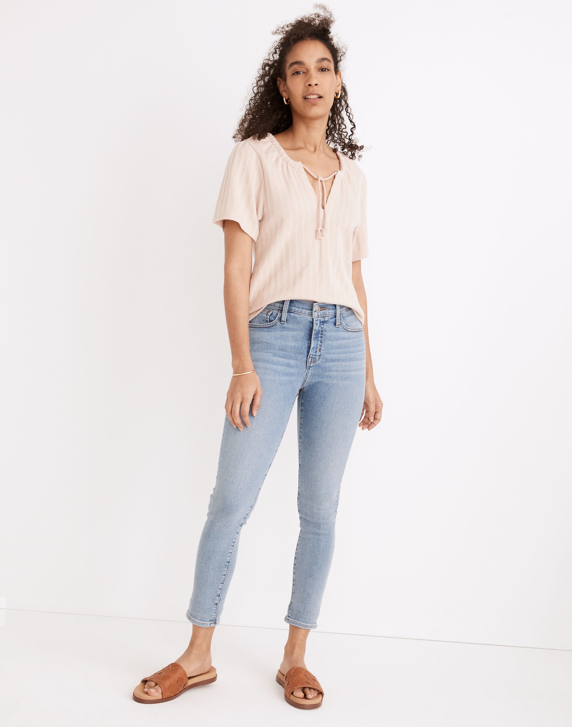 9" Mid-Rise Roadtripper Authentic Skinny Jeans