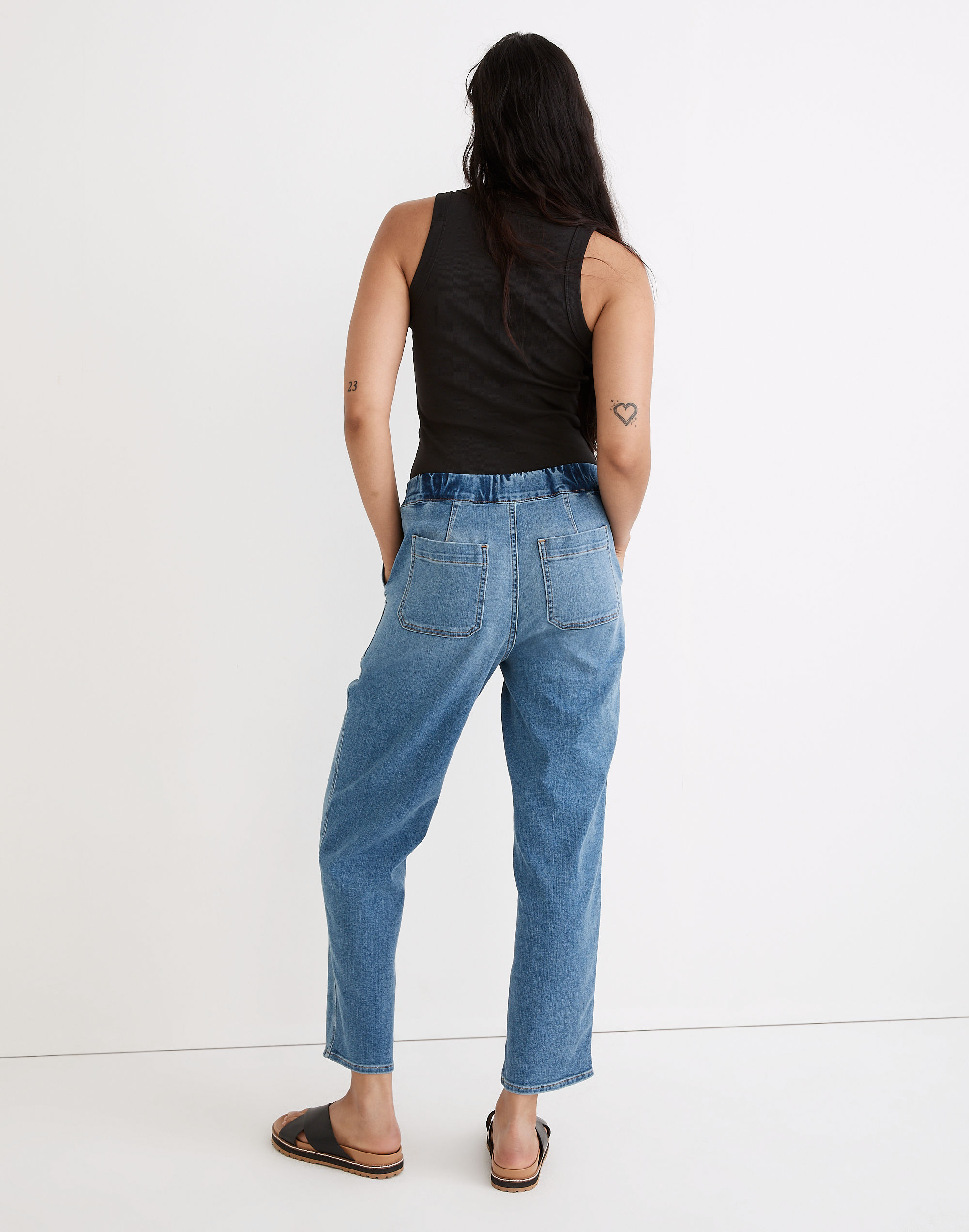 Pull-On Relaxed Jeans in Boyer Wash