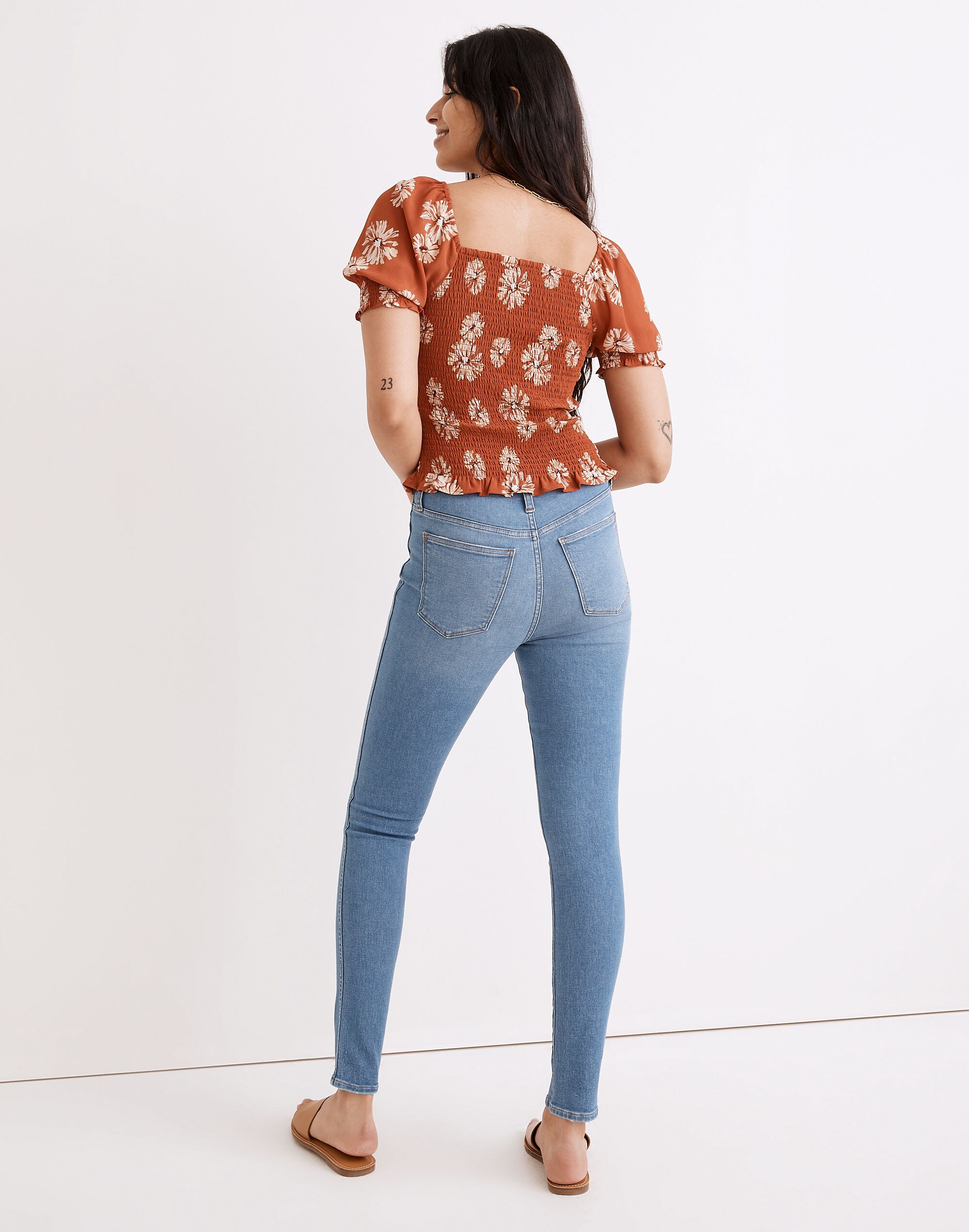 Petite 10" High-Rise Skinny Jeans in Ferndale Wash